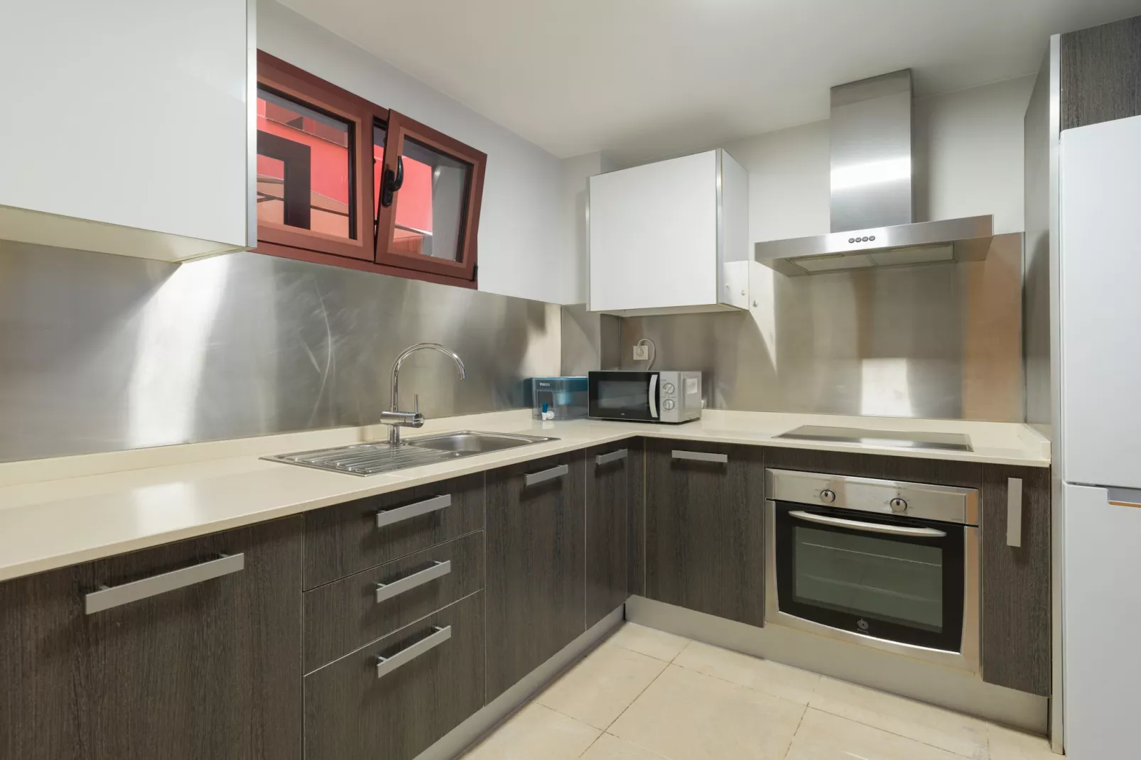Luxury Dunas in Las Canteras By CanariasGetaway-Keuken