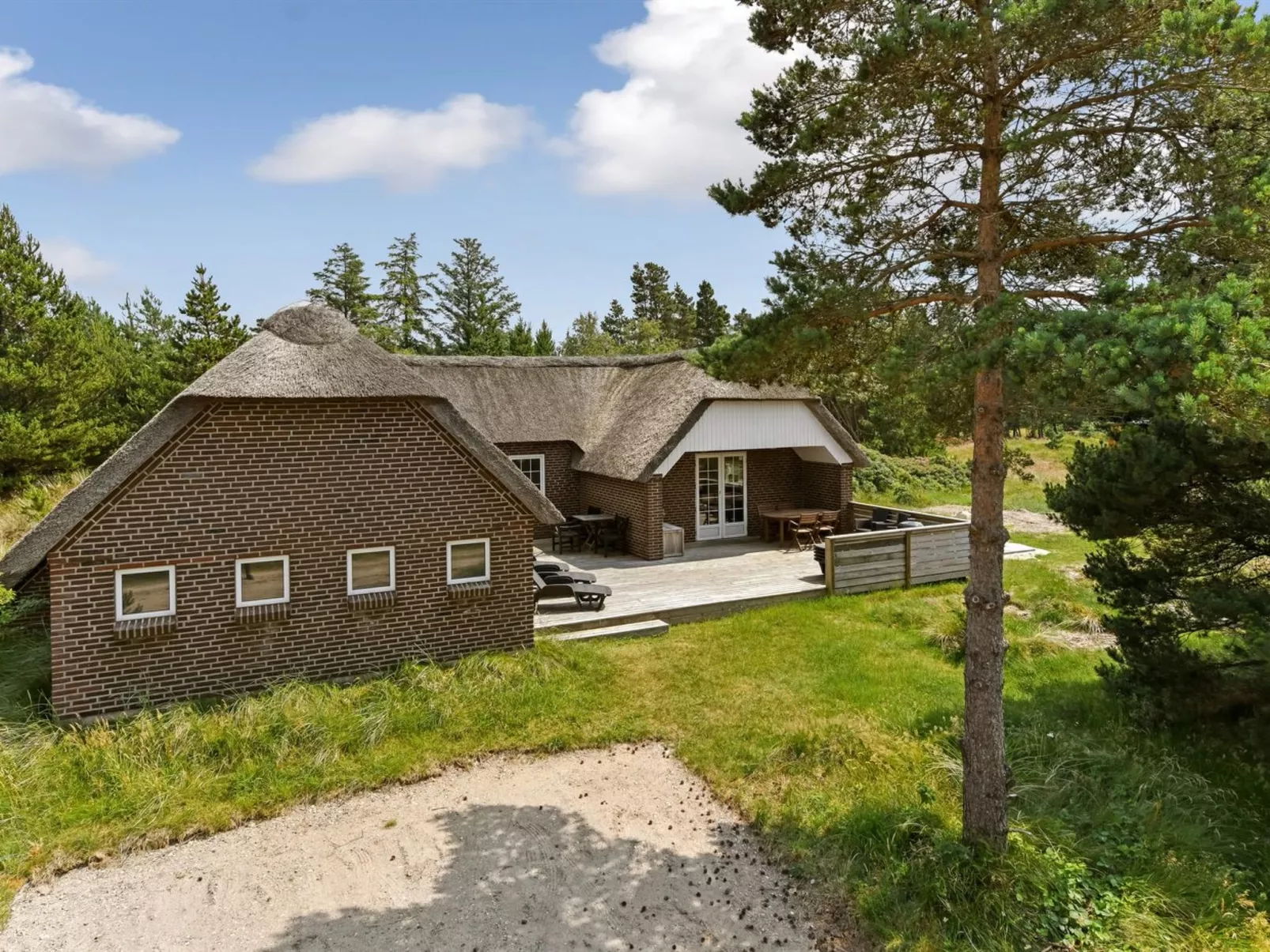 "Alisa" - 2km from the sea-Buiten