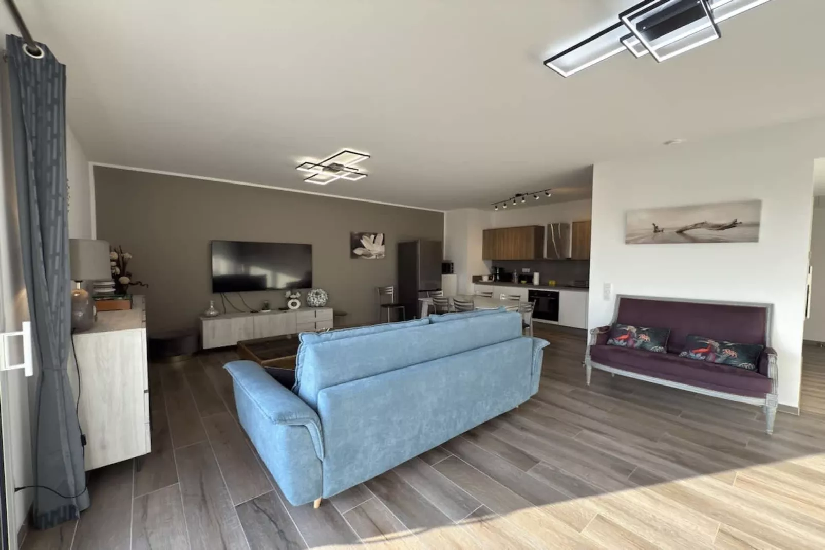215 GOSNET-Woonkamer