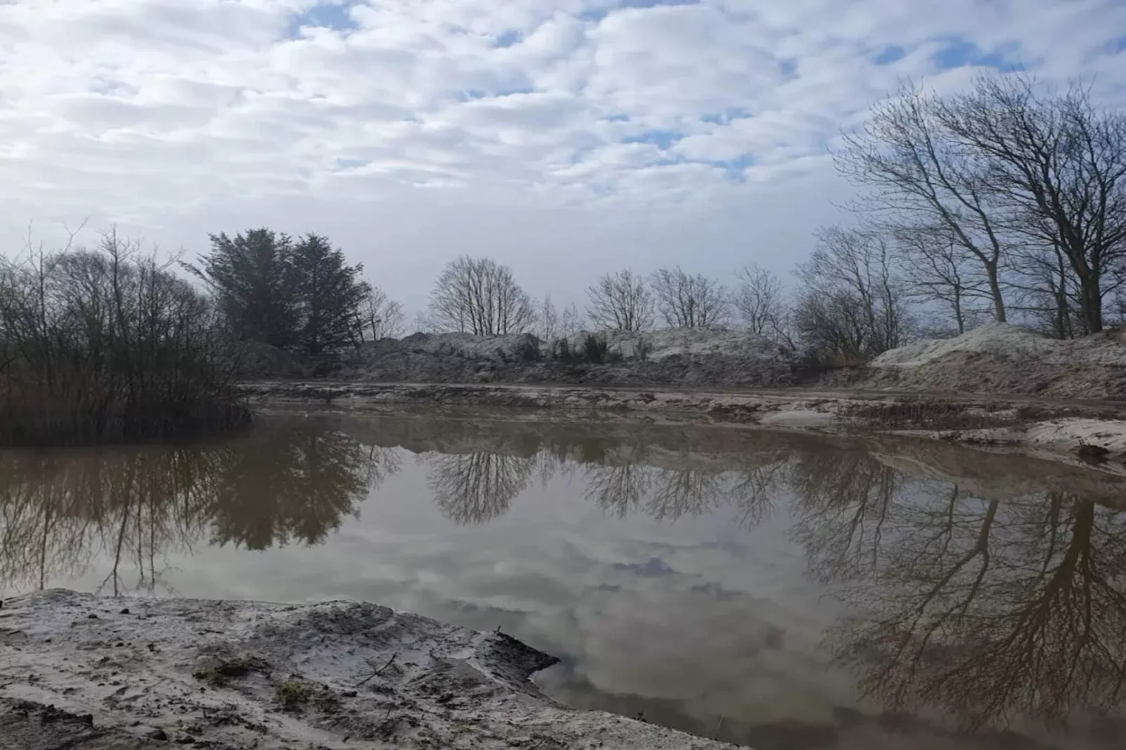 Rustiek toevluchtsoord bij Hemmet Strand-By Traum-Waterzicht
