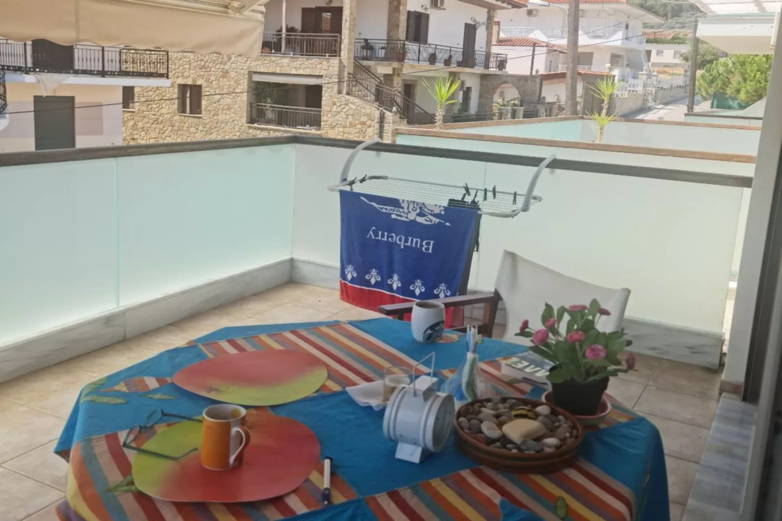 Beautiful House-Apartment Sea-Front Likoporia Korinthias-Terrasbalkon