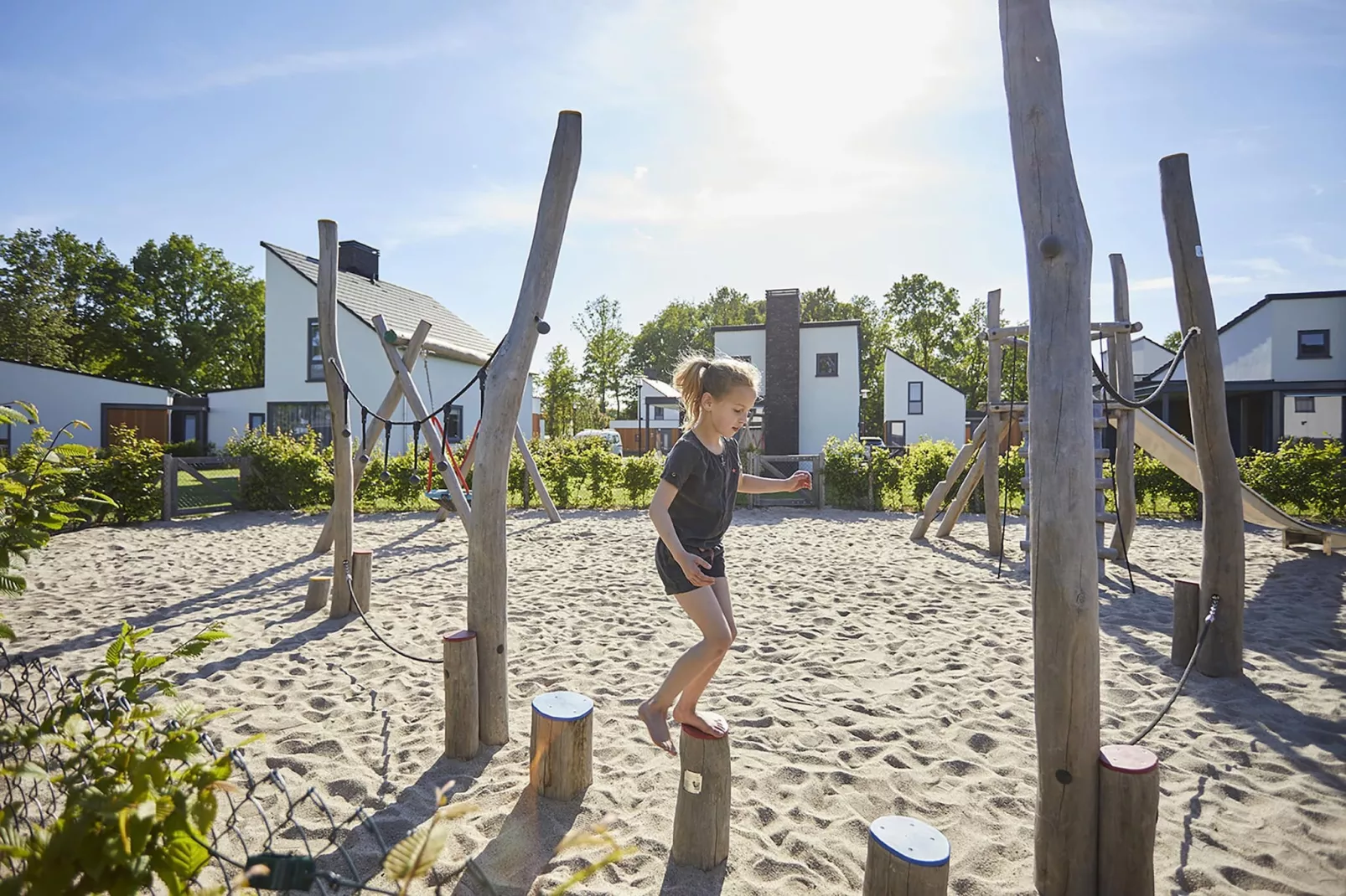 Buitenhof De Leistert 23 - Tuinen zomer