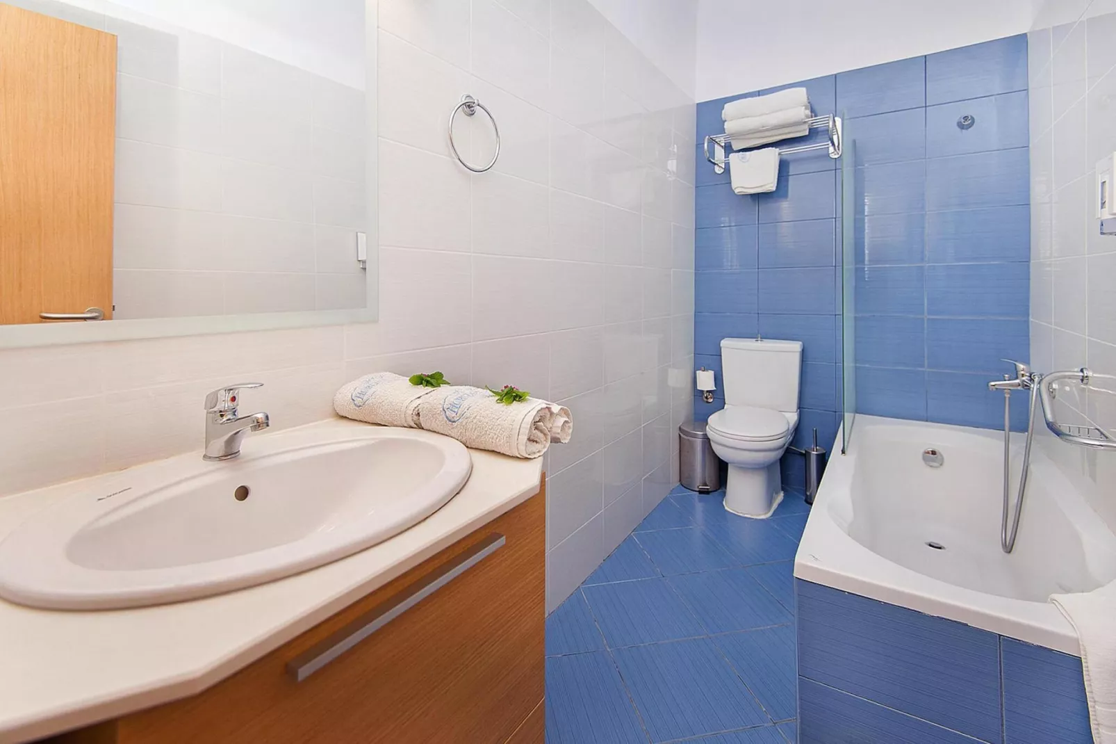 Villas Horizon Line / Villa Alia / Kiotari-Badkamer