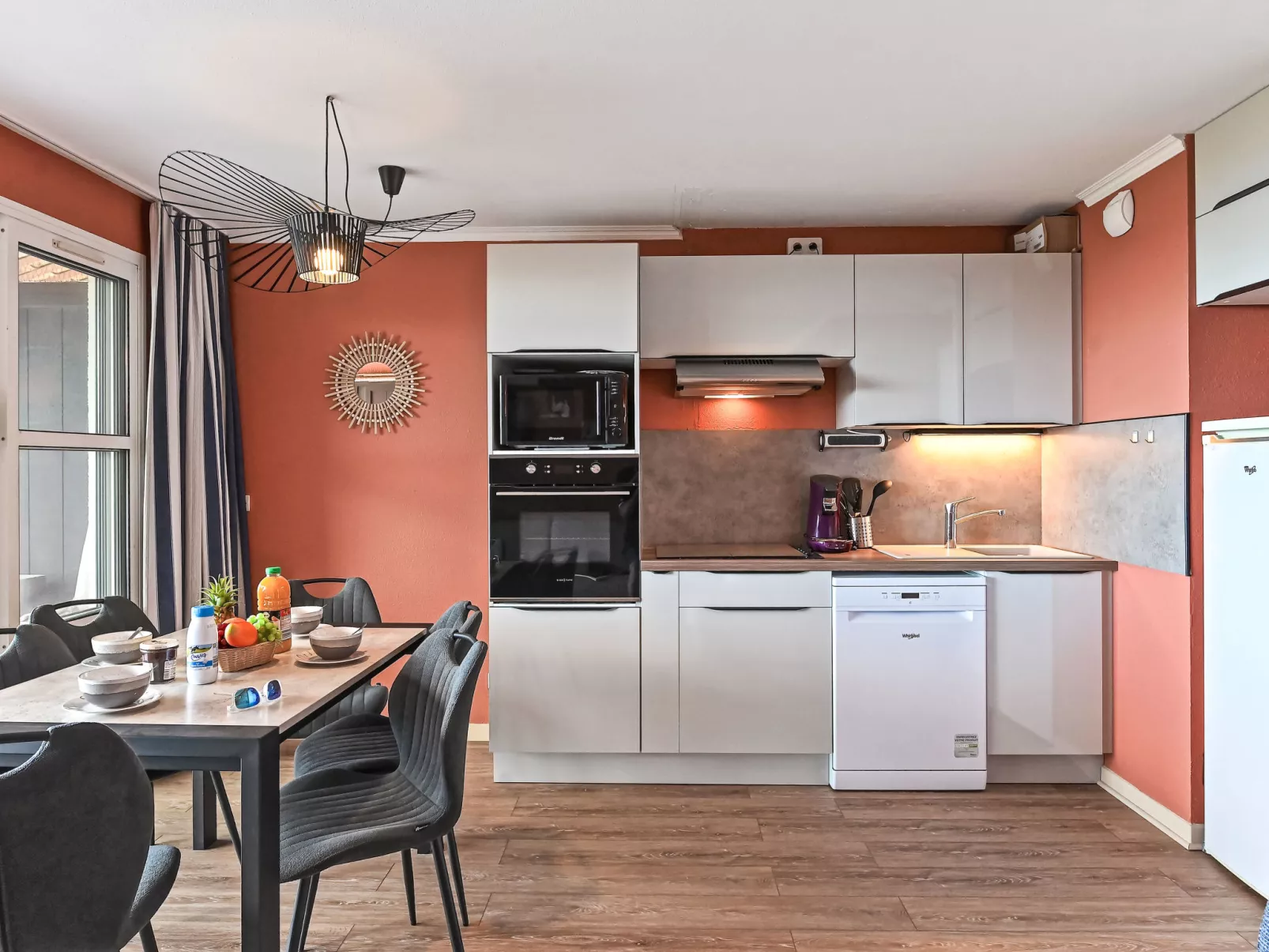Le Hameau (M4 333)-Binnen