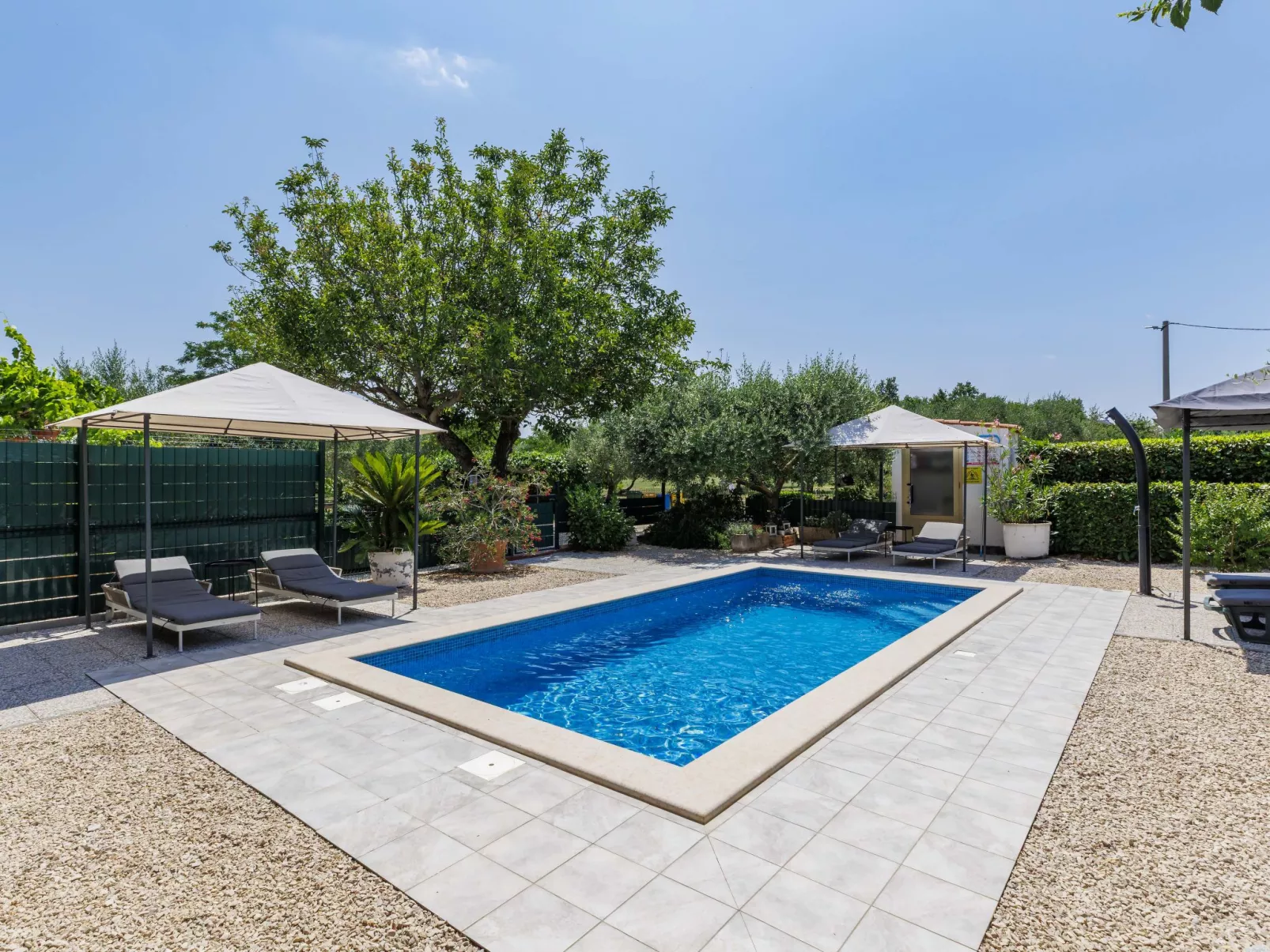 Villa Lucky-Buiten