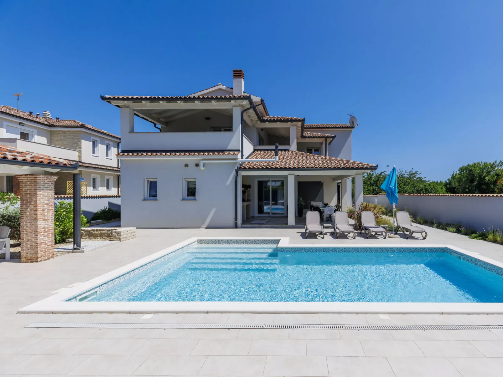 Dream house-Buiten