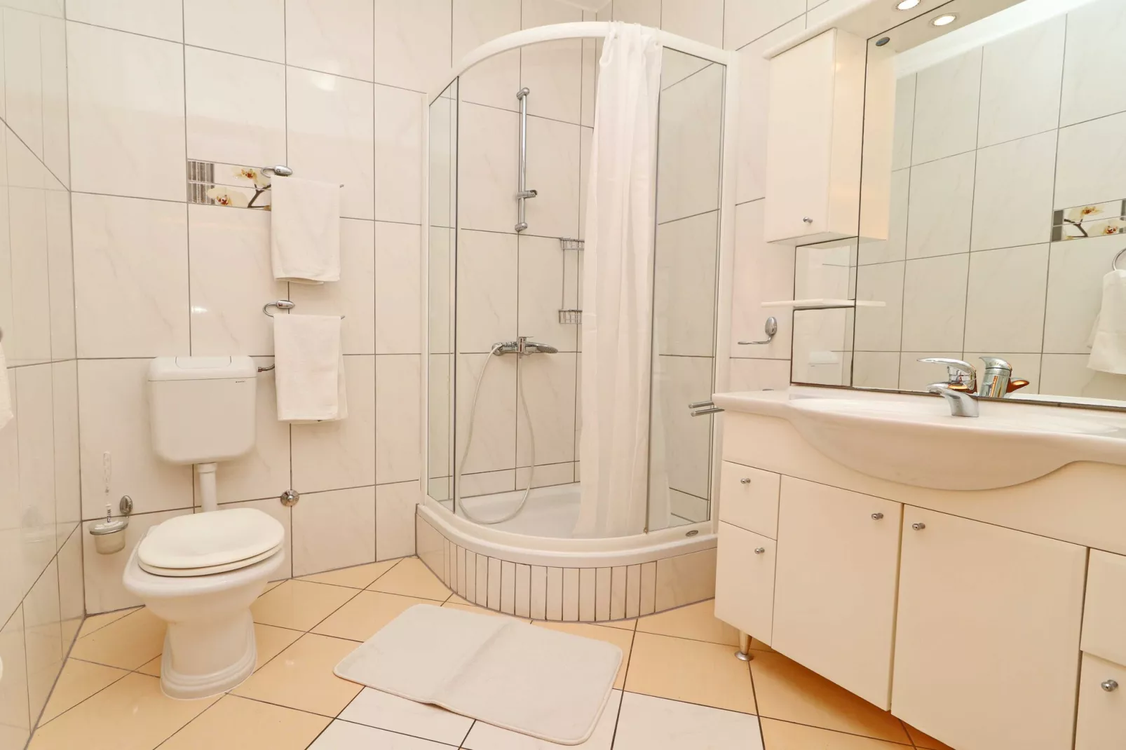 Hotel Pansion Villa Antonio - Two Bedroom Suite with Balcony and Sea View 26seaview-Badkamer