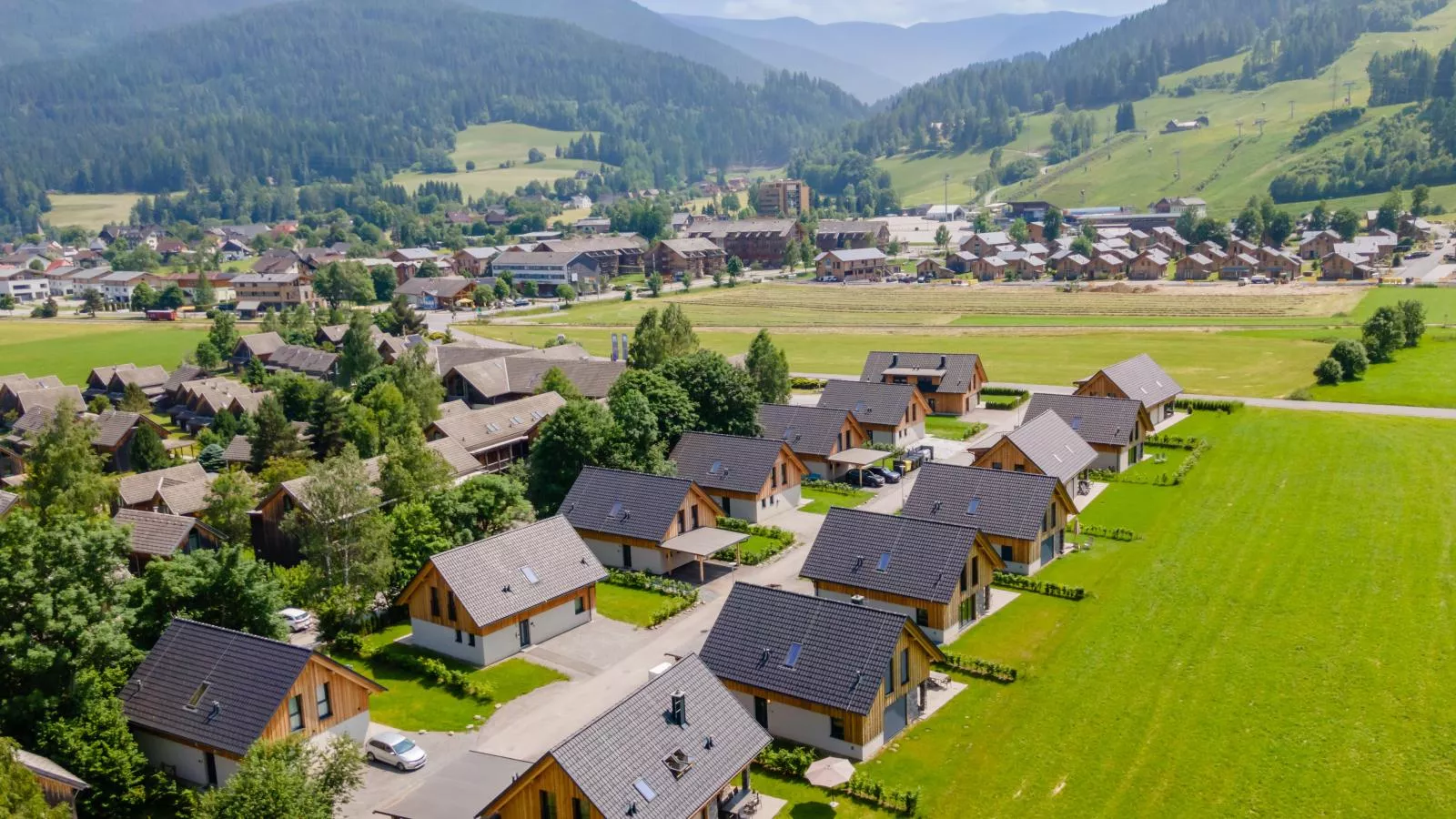 Mountain Chalet Bakkershof-Buitenkant zomer