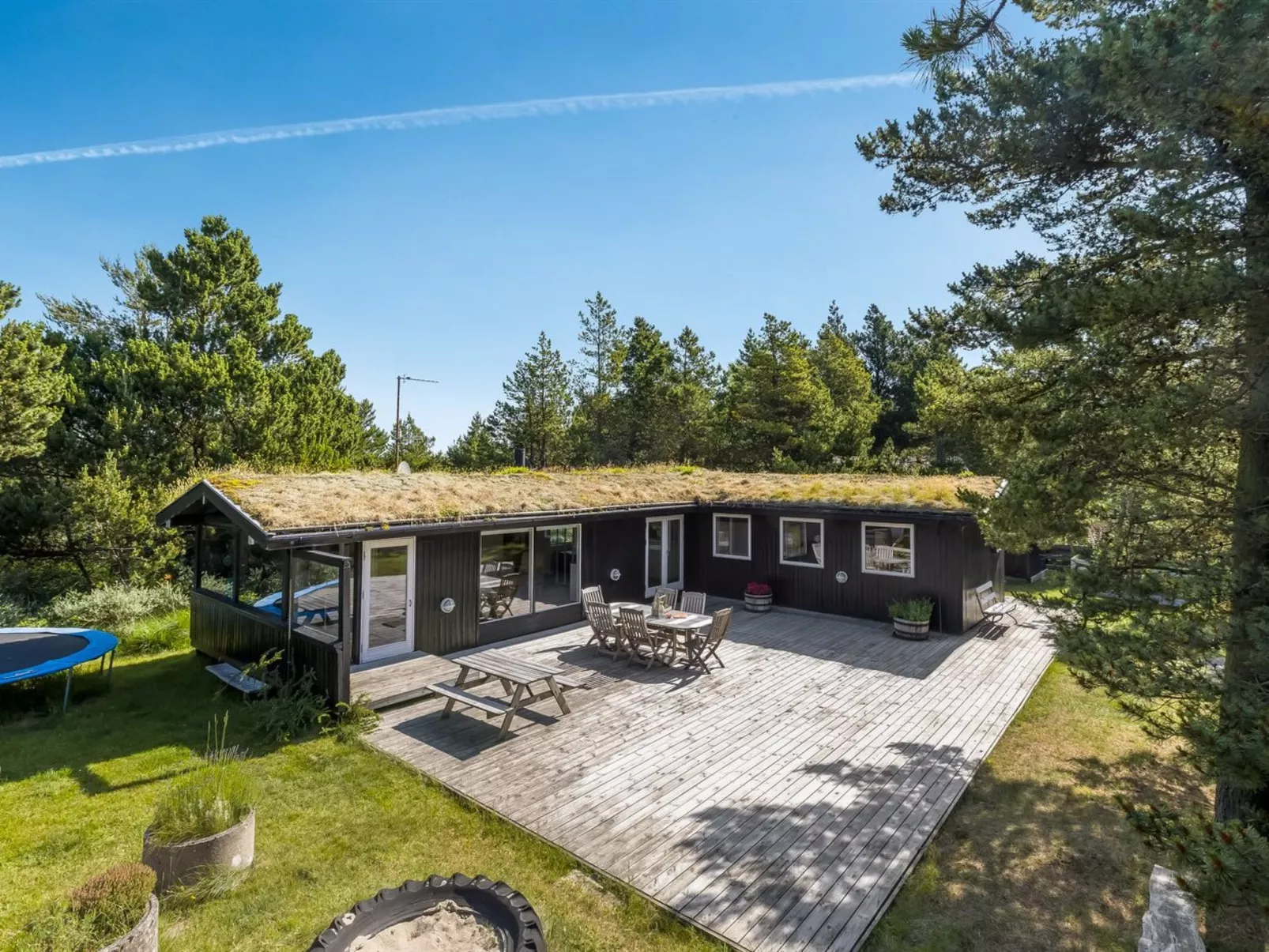 "Elin" - 3km from the sea