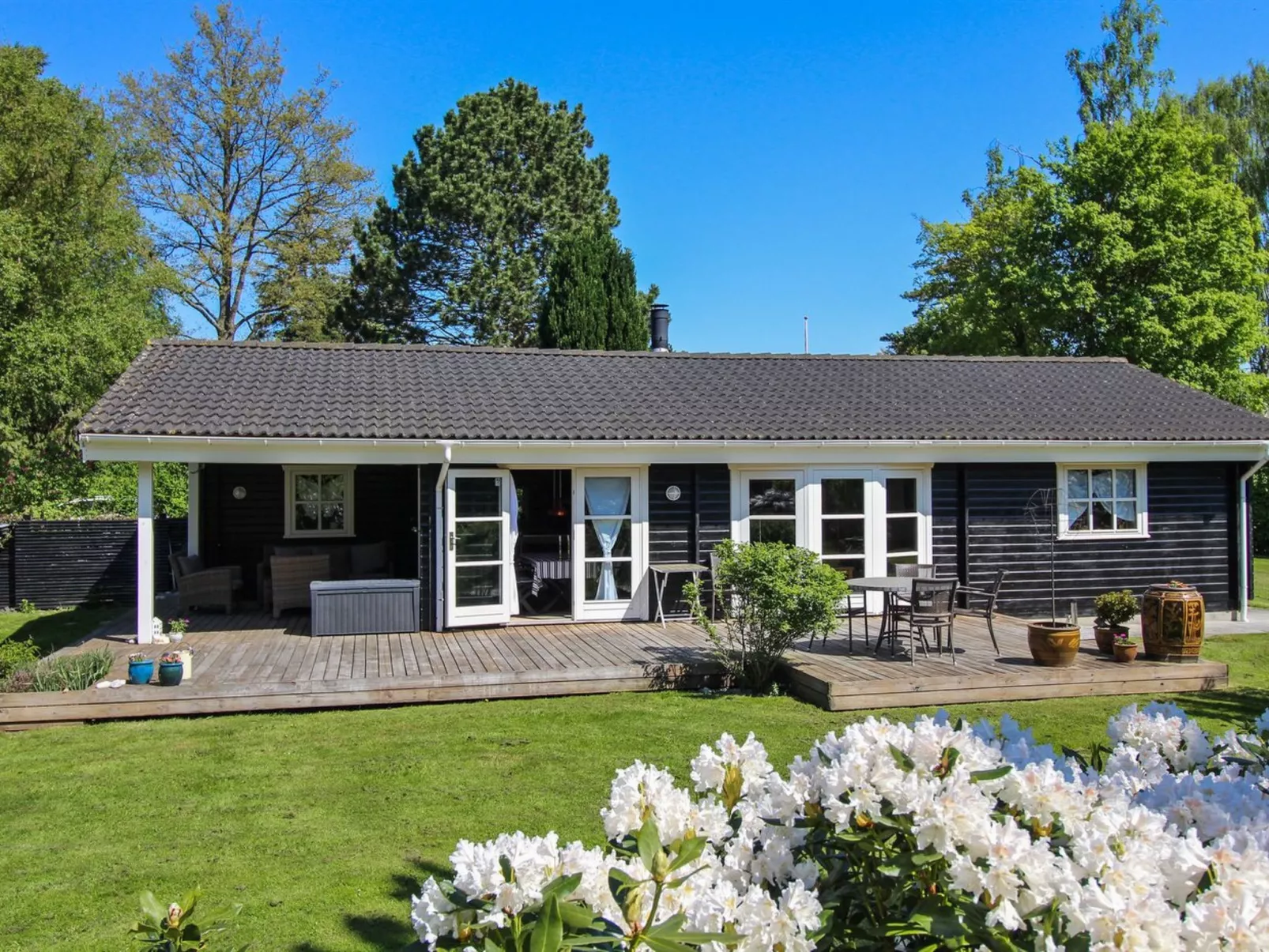 "Eia" - 500m from the sea