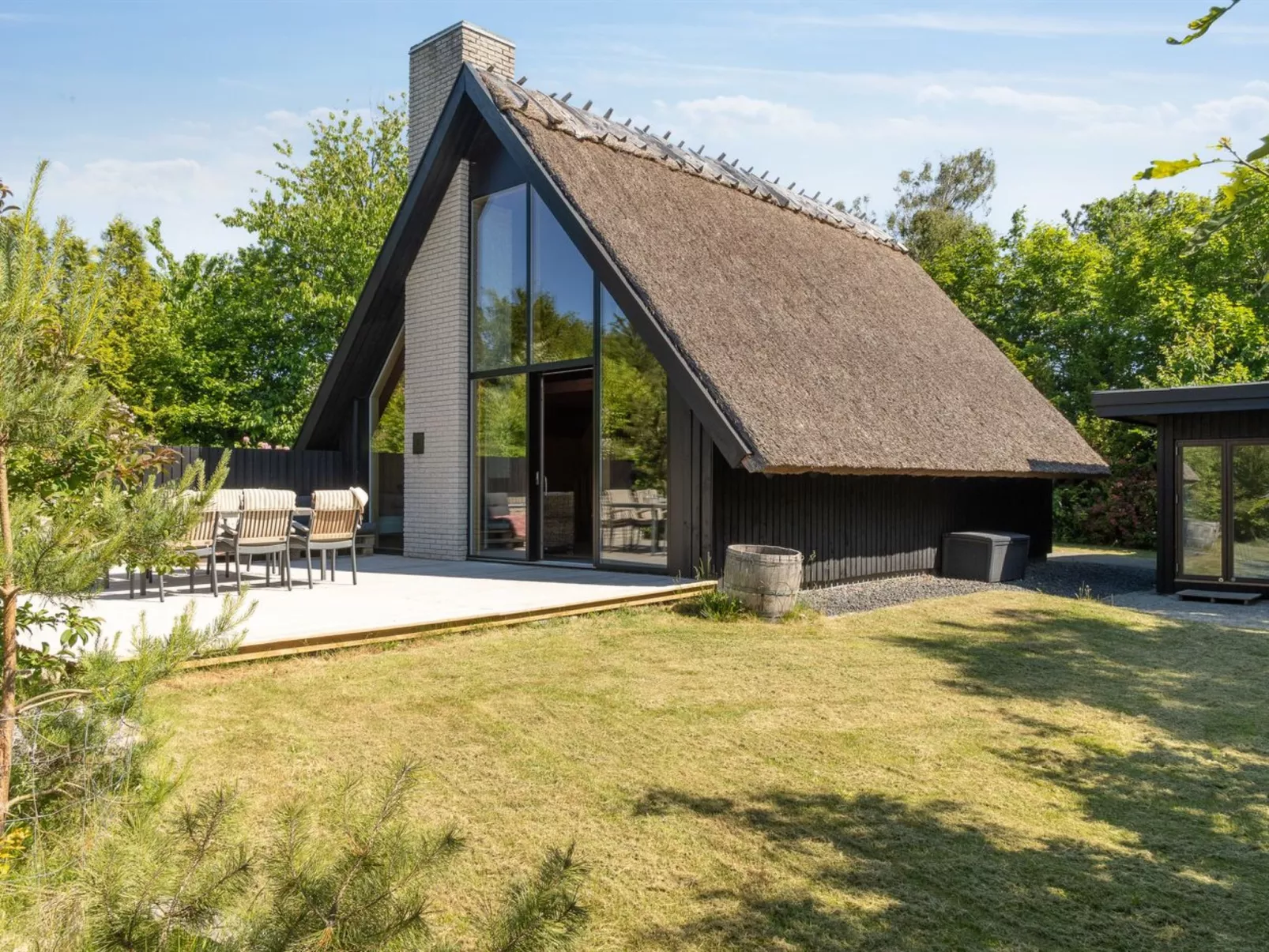 "Anssi" - 300m from the sea