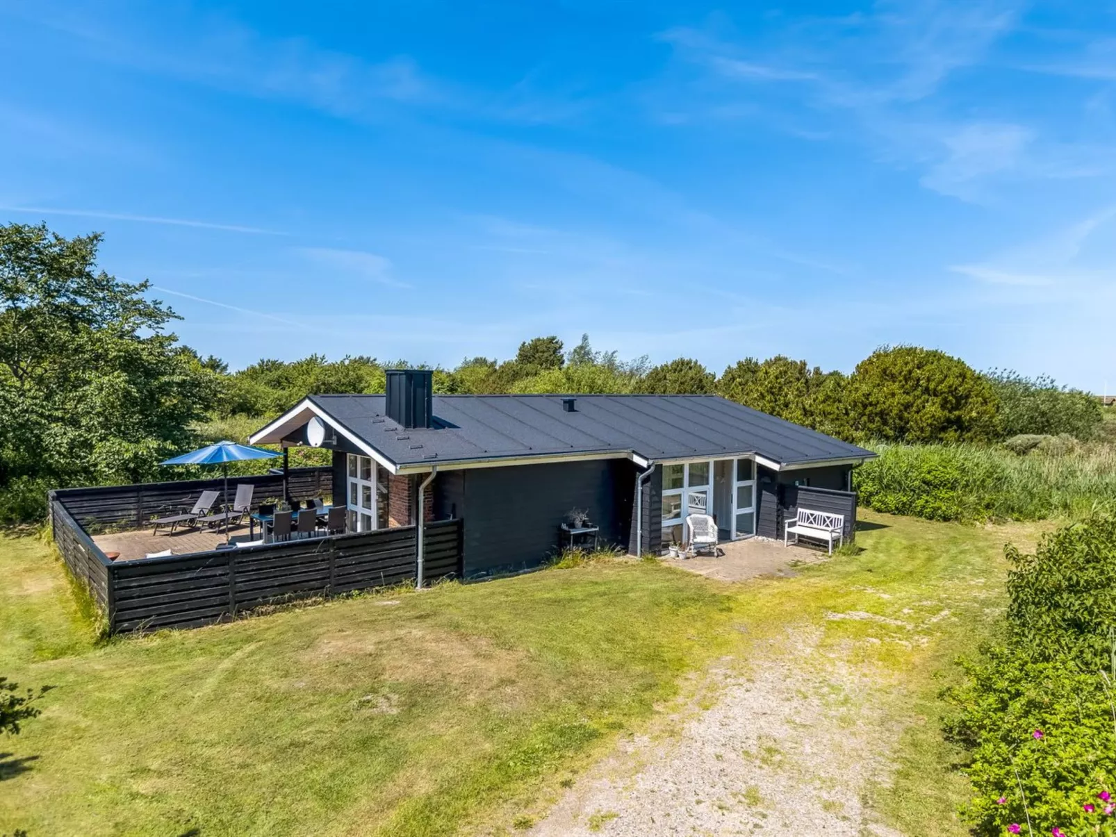 "Denisa" - 2.3km from the sea