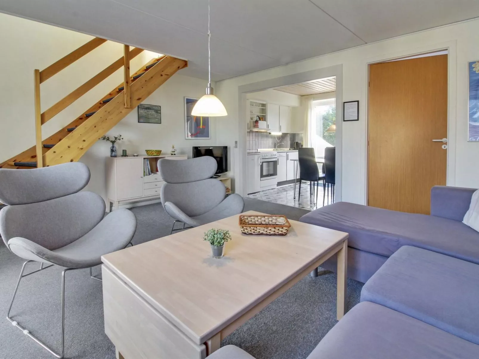 "Edeltraud" - 2.3km from the sea