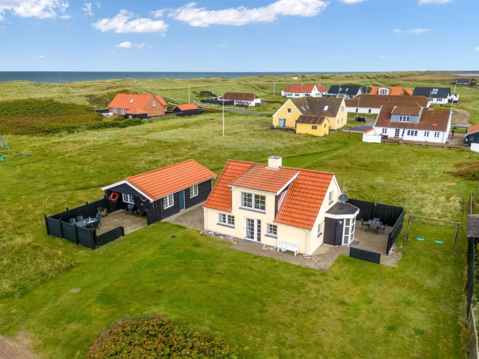 "Dietlinde" - 100m from the sea