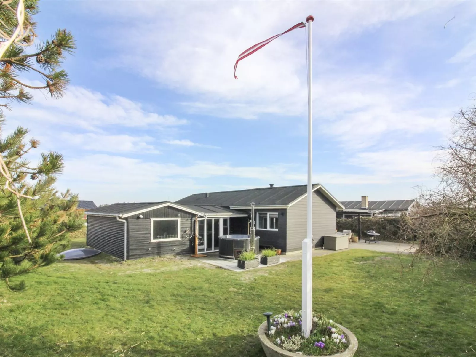 "Jespar" - 300m from the sea