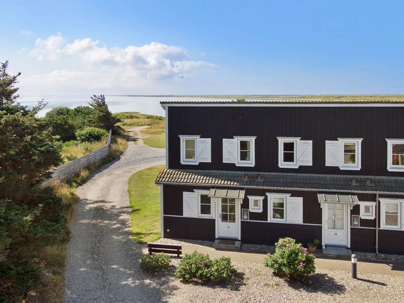 "Hubertine" - 100m to the fjord