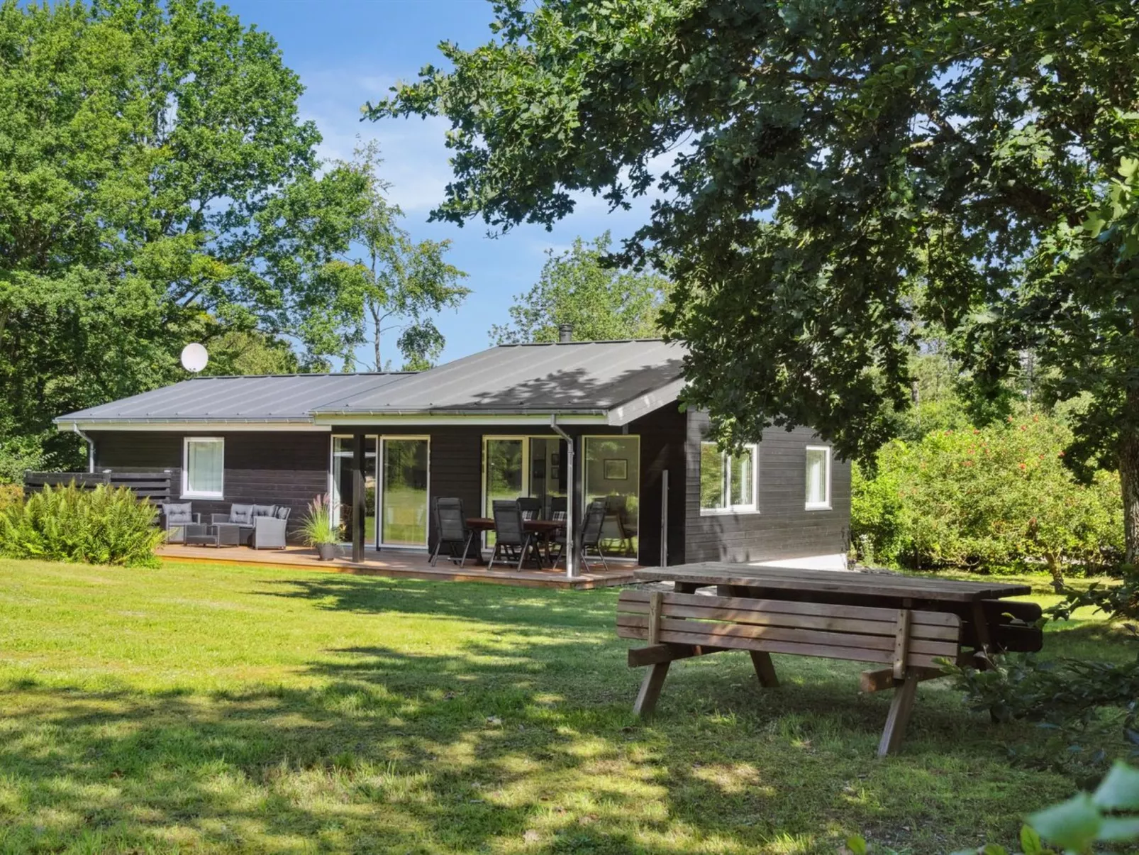 "Teodora" - 450m from the sea