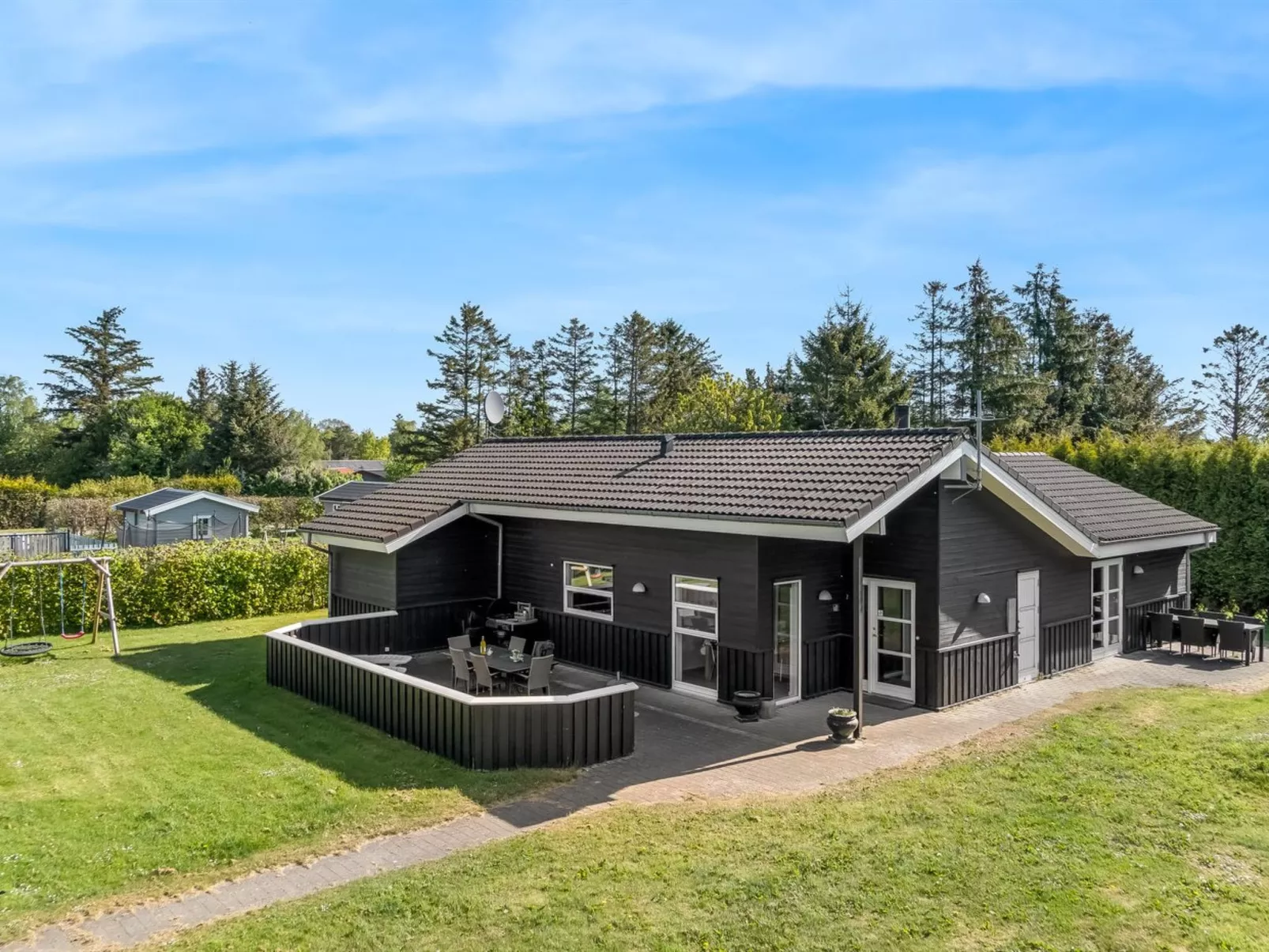 "Karstina" - 1km from the sea