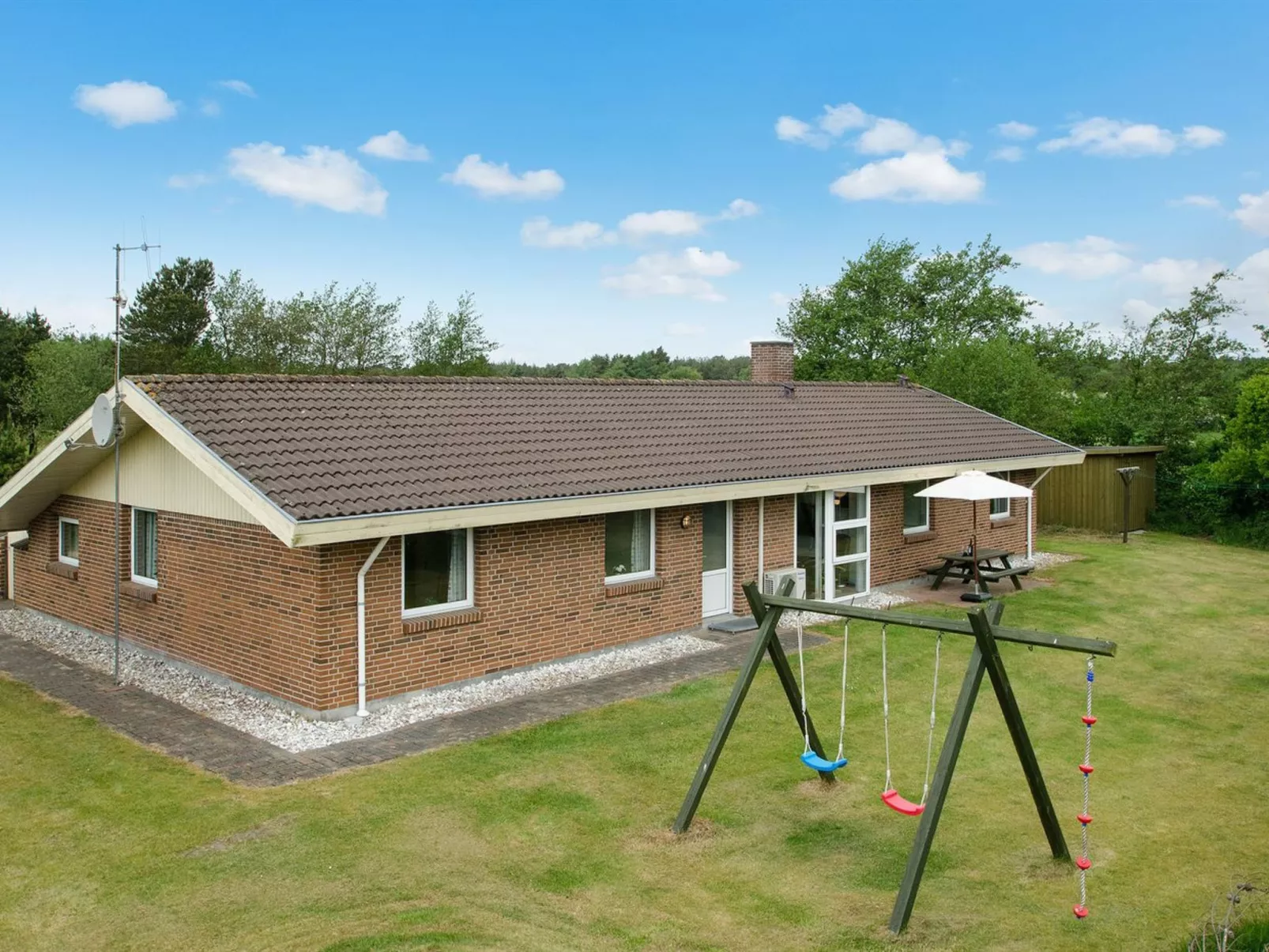 "Ameline" - 500m to the fjord