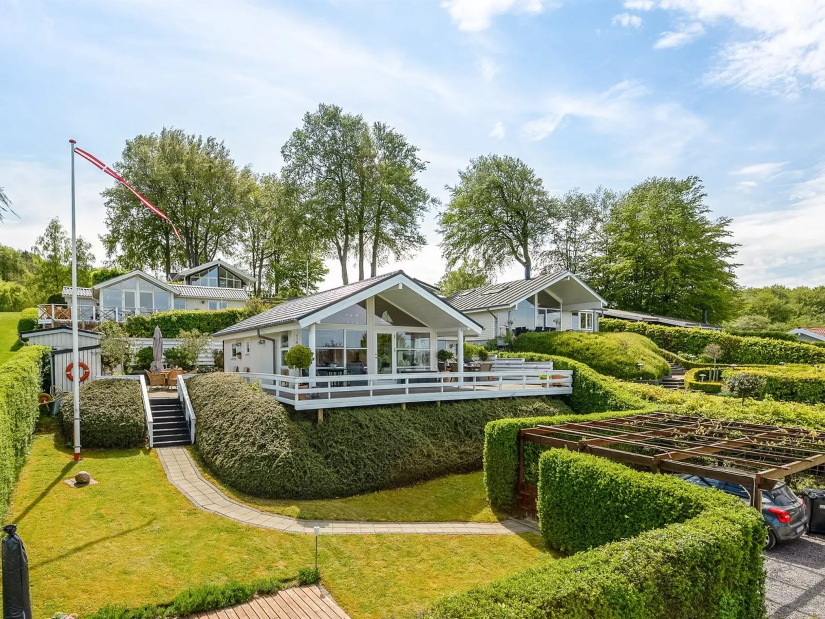 "Tini" - 50m to the fjord