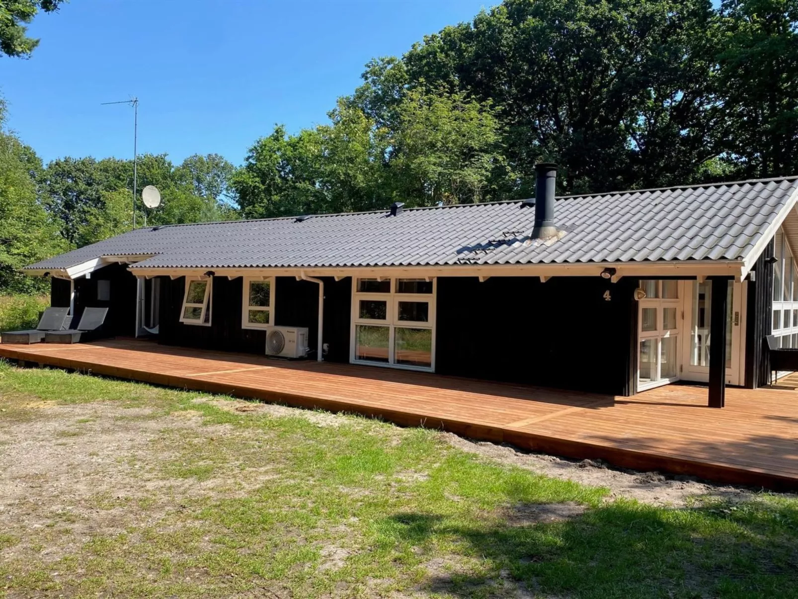 "Lovis" - 600m from the sea