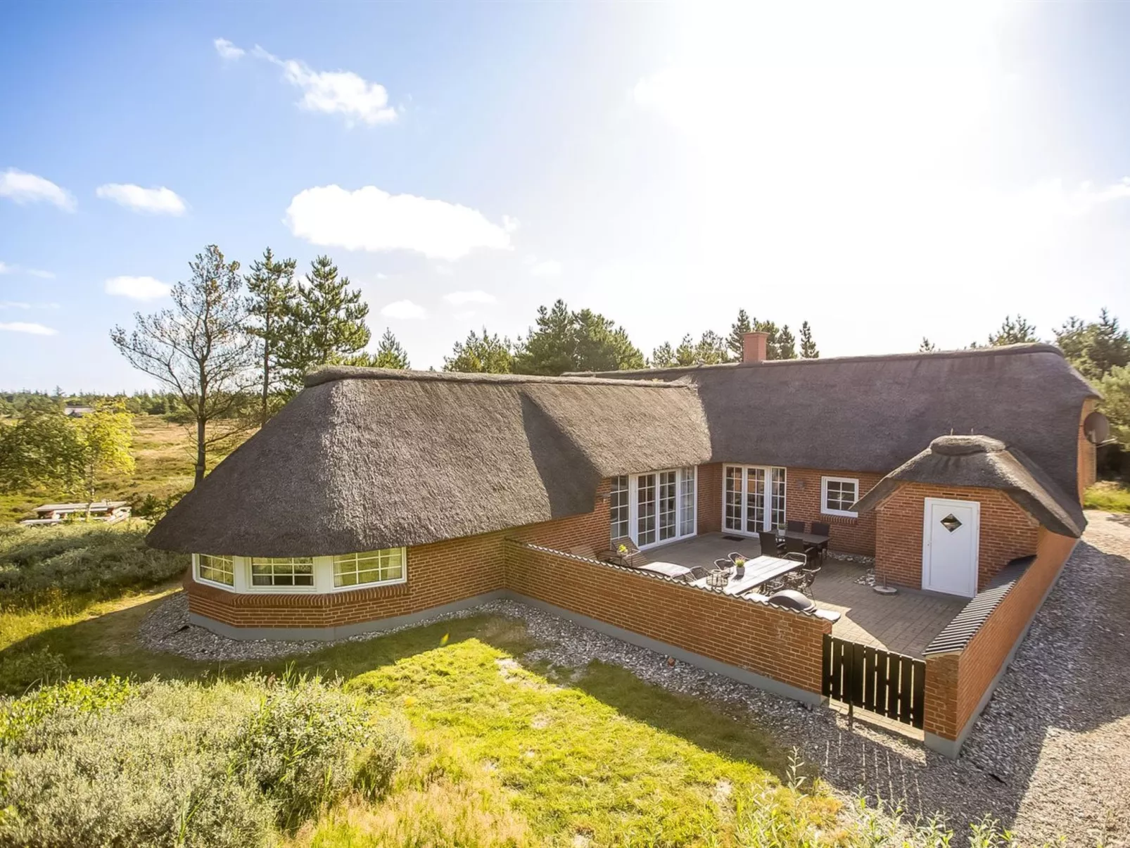 "Artan" - 2.6km from the sea