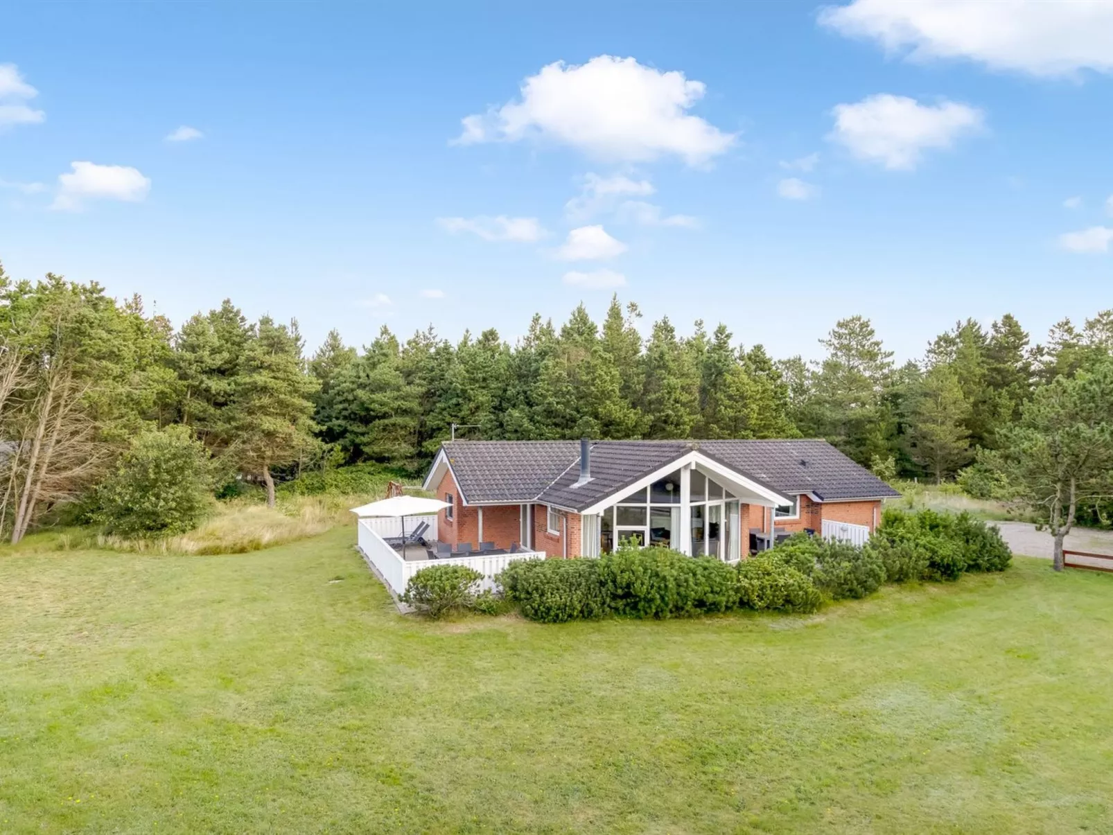 "Taisto" - 1.8km from the sea