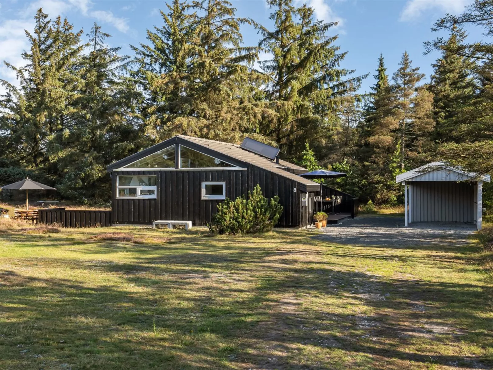 "Immi" - 1.5km from the sea