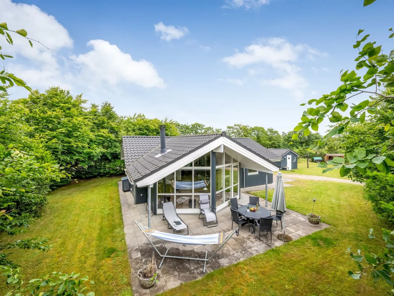 "Valentin" - 400m to the fjord