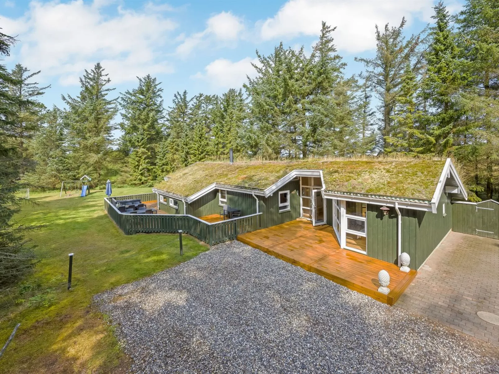 "Sunneva" - 1km from the sea