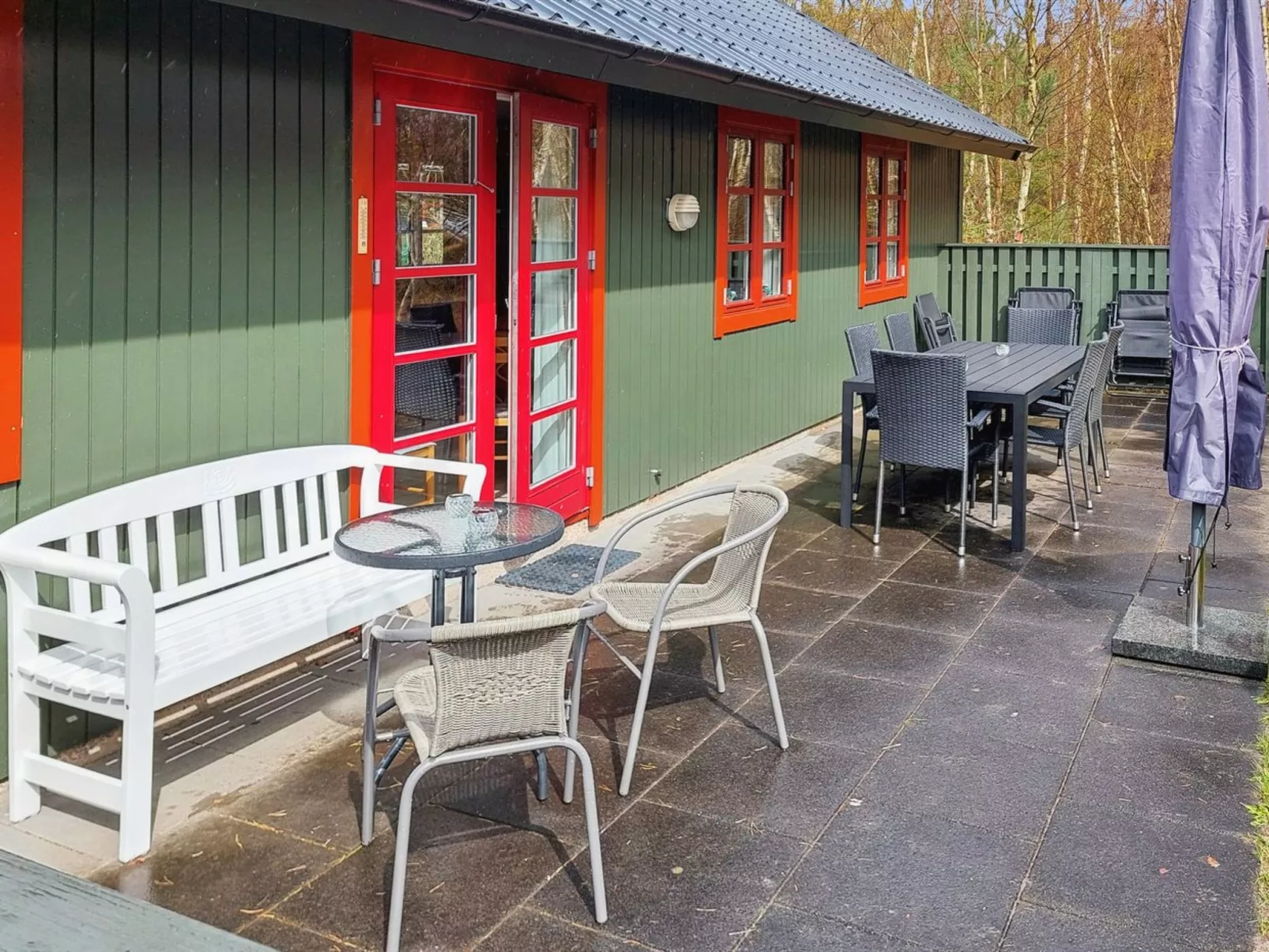 "Tom" - 125m from the sea