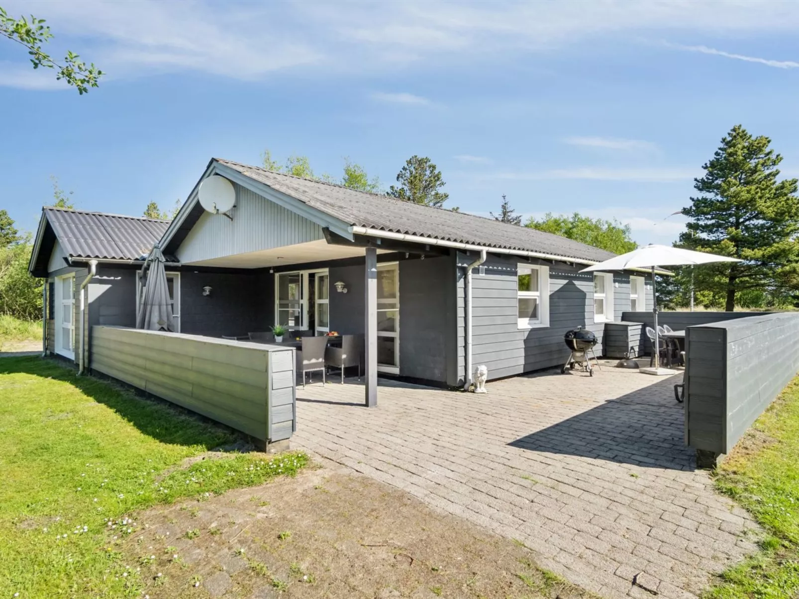 "Glenna" - 1.8km from the sea