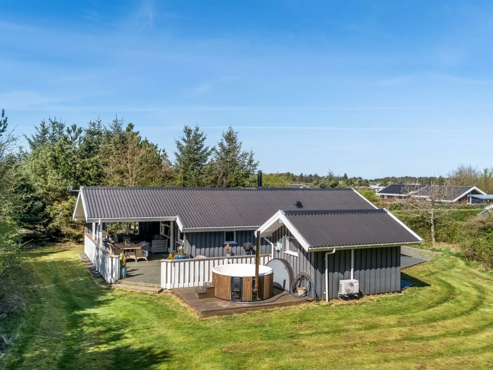 "Elsemaria" - 1.3km from the sea