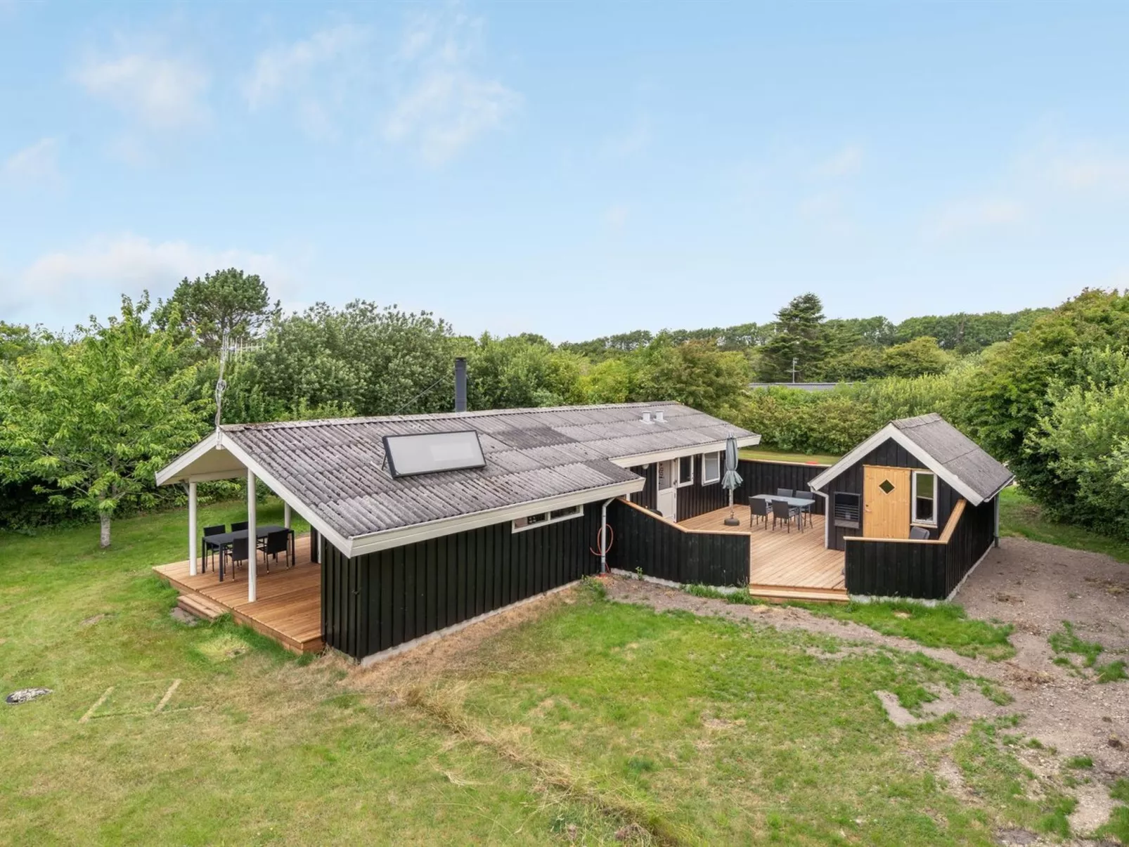 "Dali" - 400m to the fjord