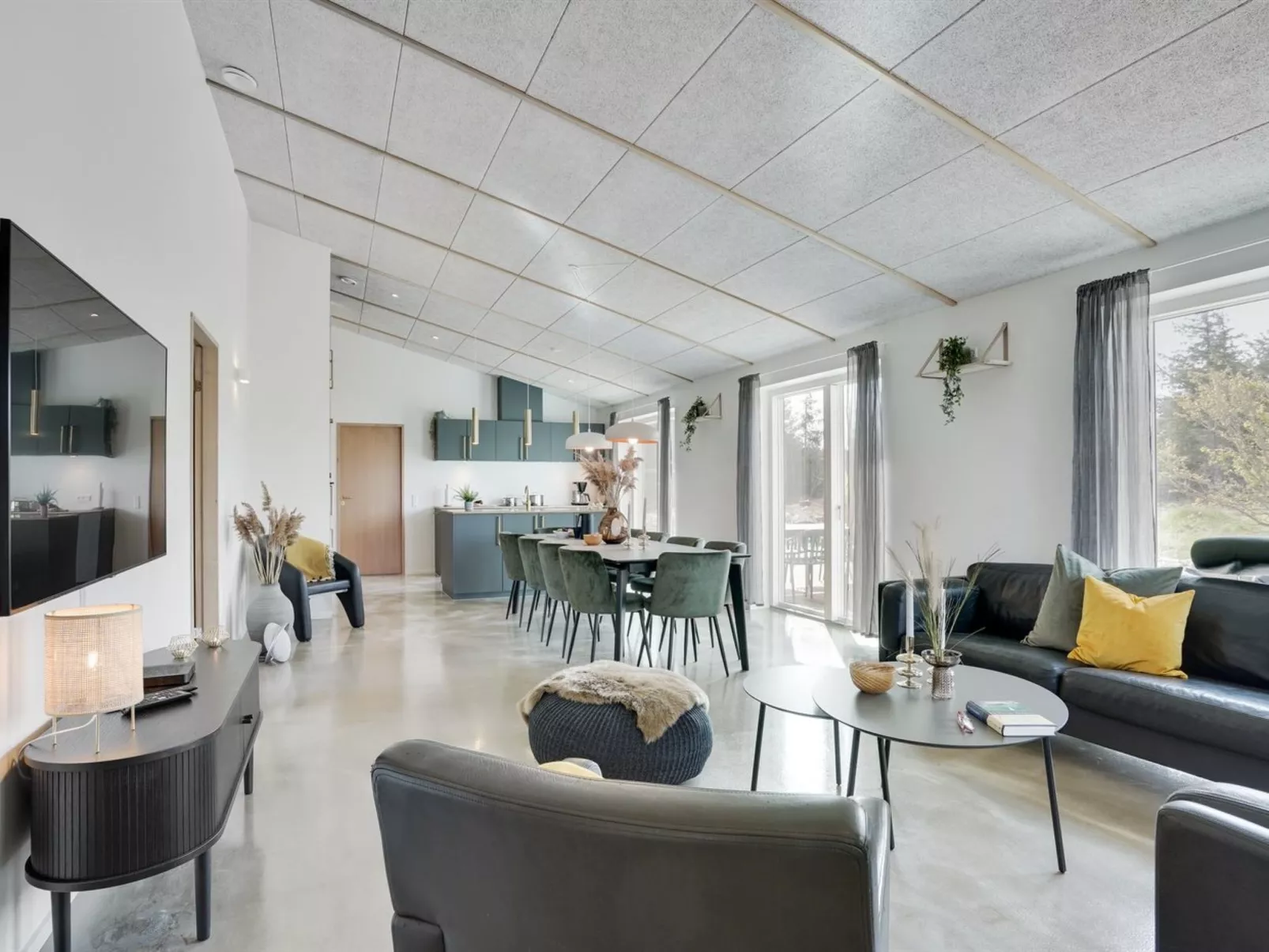 "Anie" - 950m from the sea