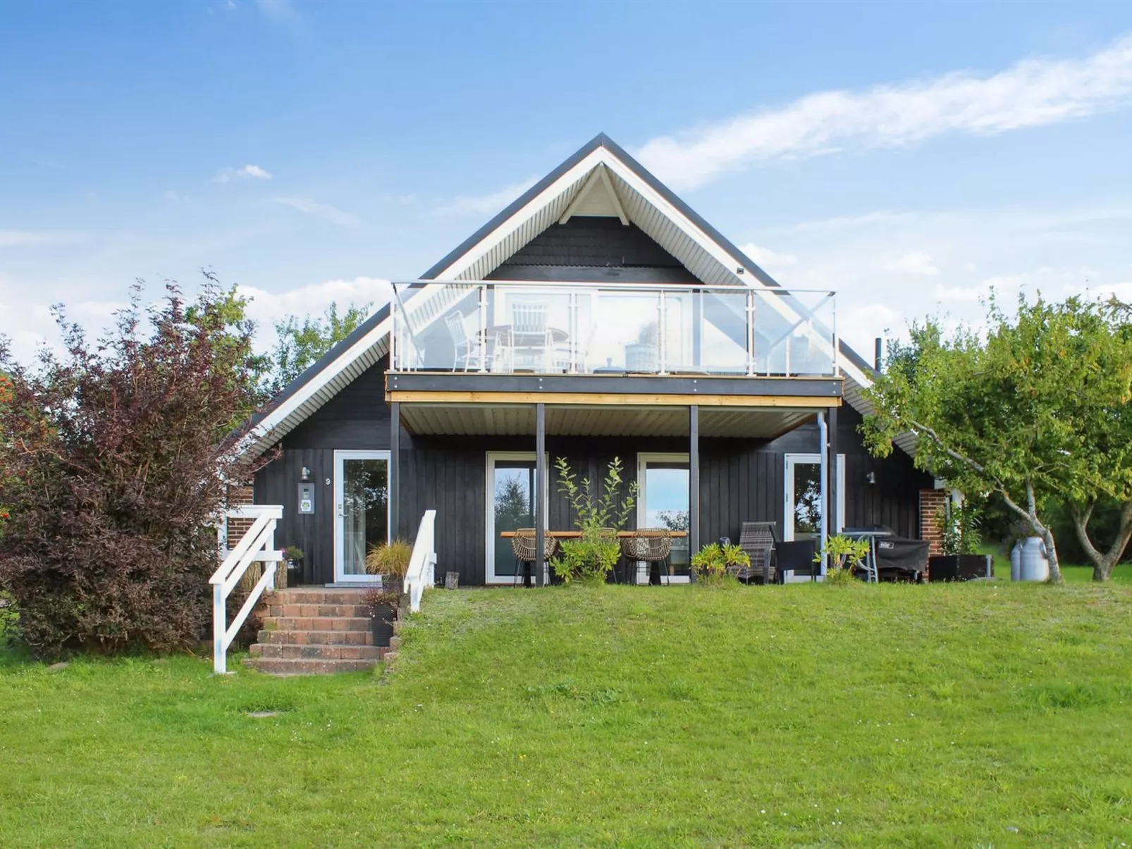 "Rawald" - 200m from the sea