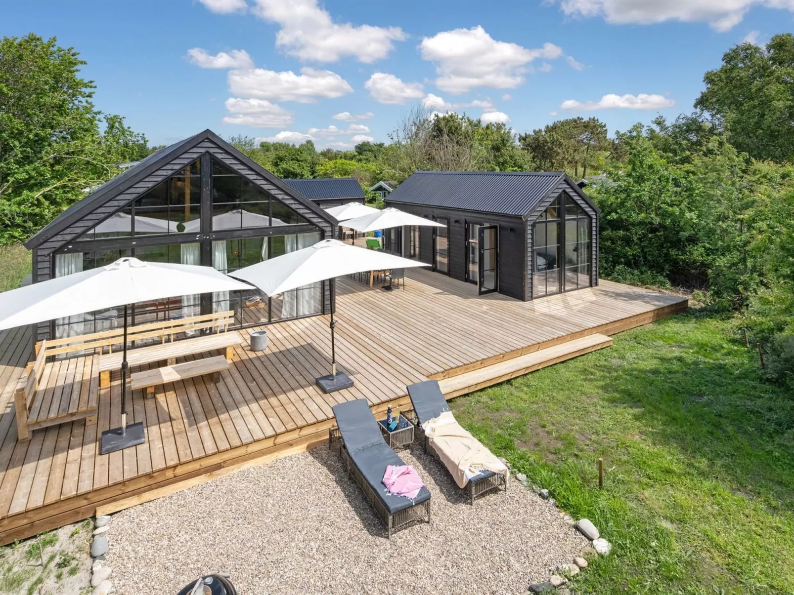 "Henrik" - 100m from the sea