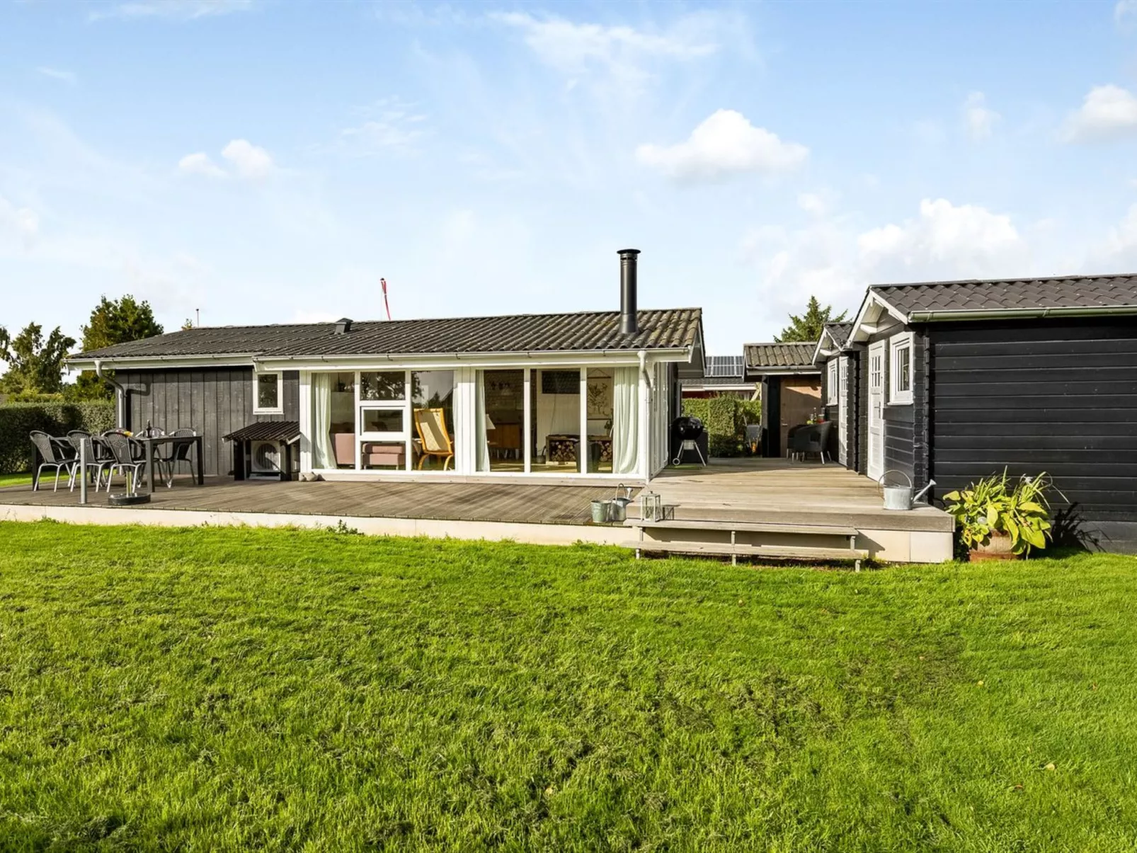 "Florina" - 700m from the sea