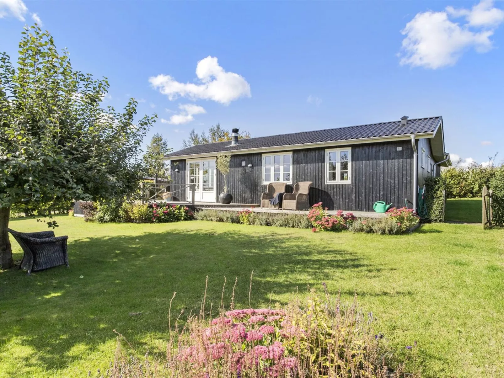 "Sinika" - 400m from the sea