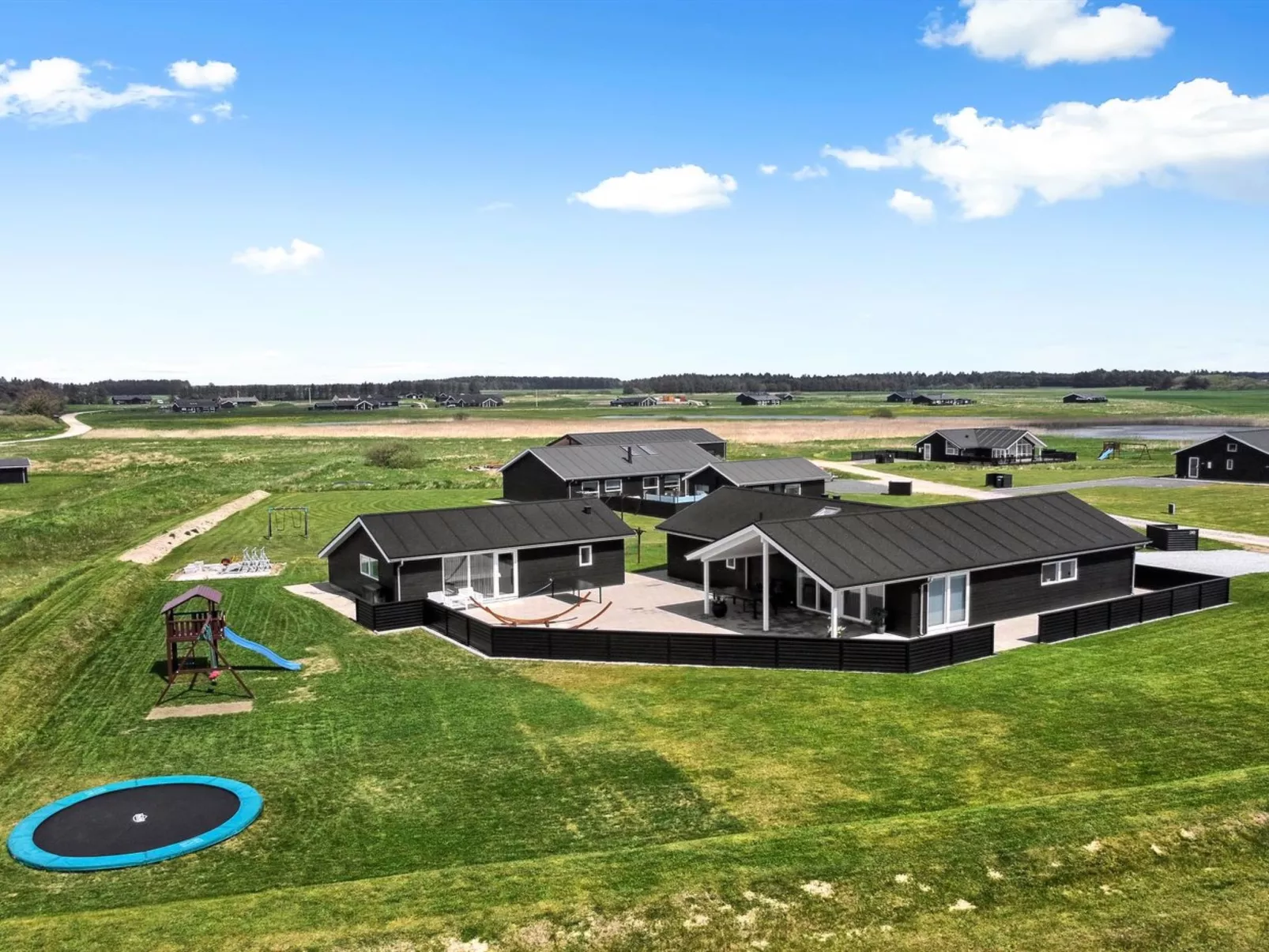 "Fegge" - 1.5km from the sea