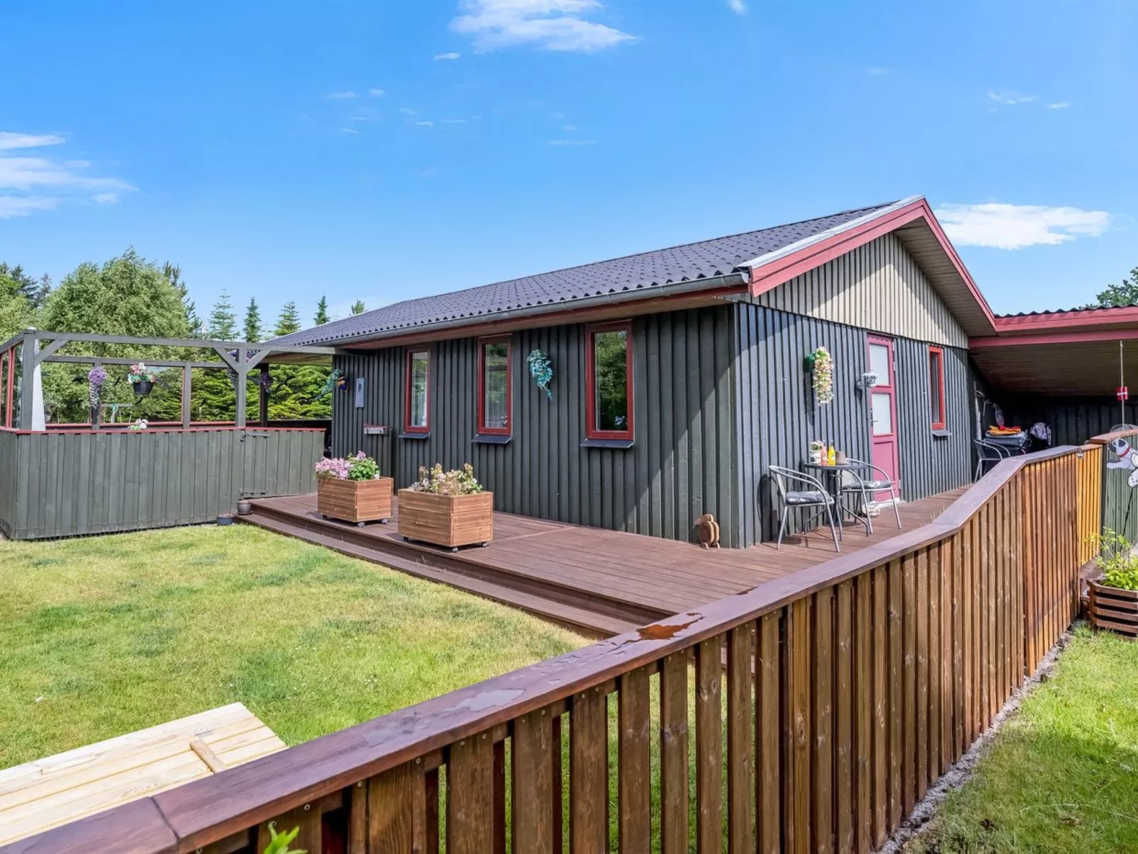 "Aima" - 400m from the sea