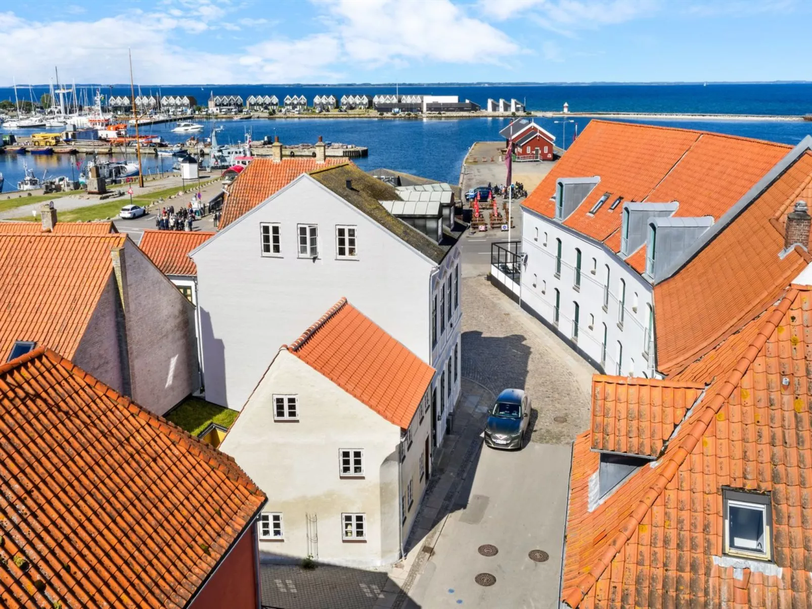 "Gaby" - 250m from the sea