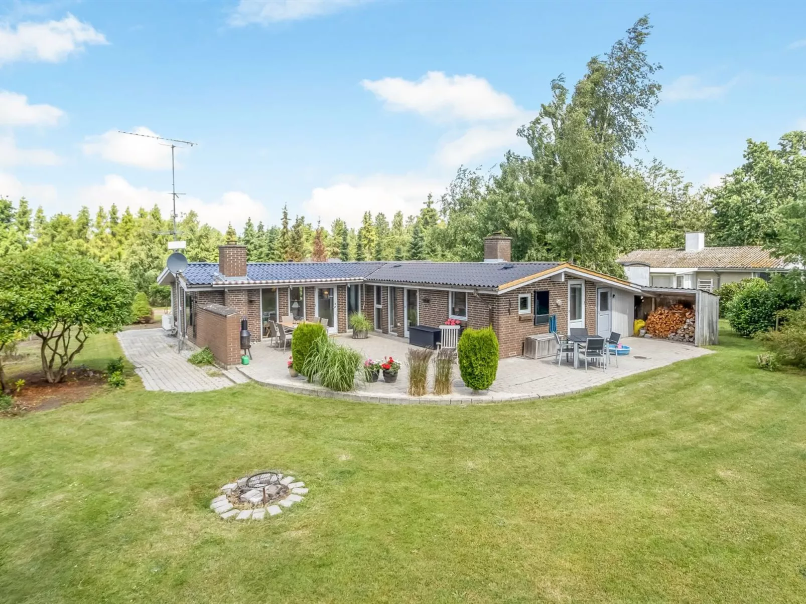 "Sessa" - 800m from the sea