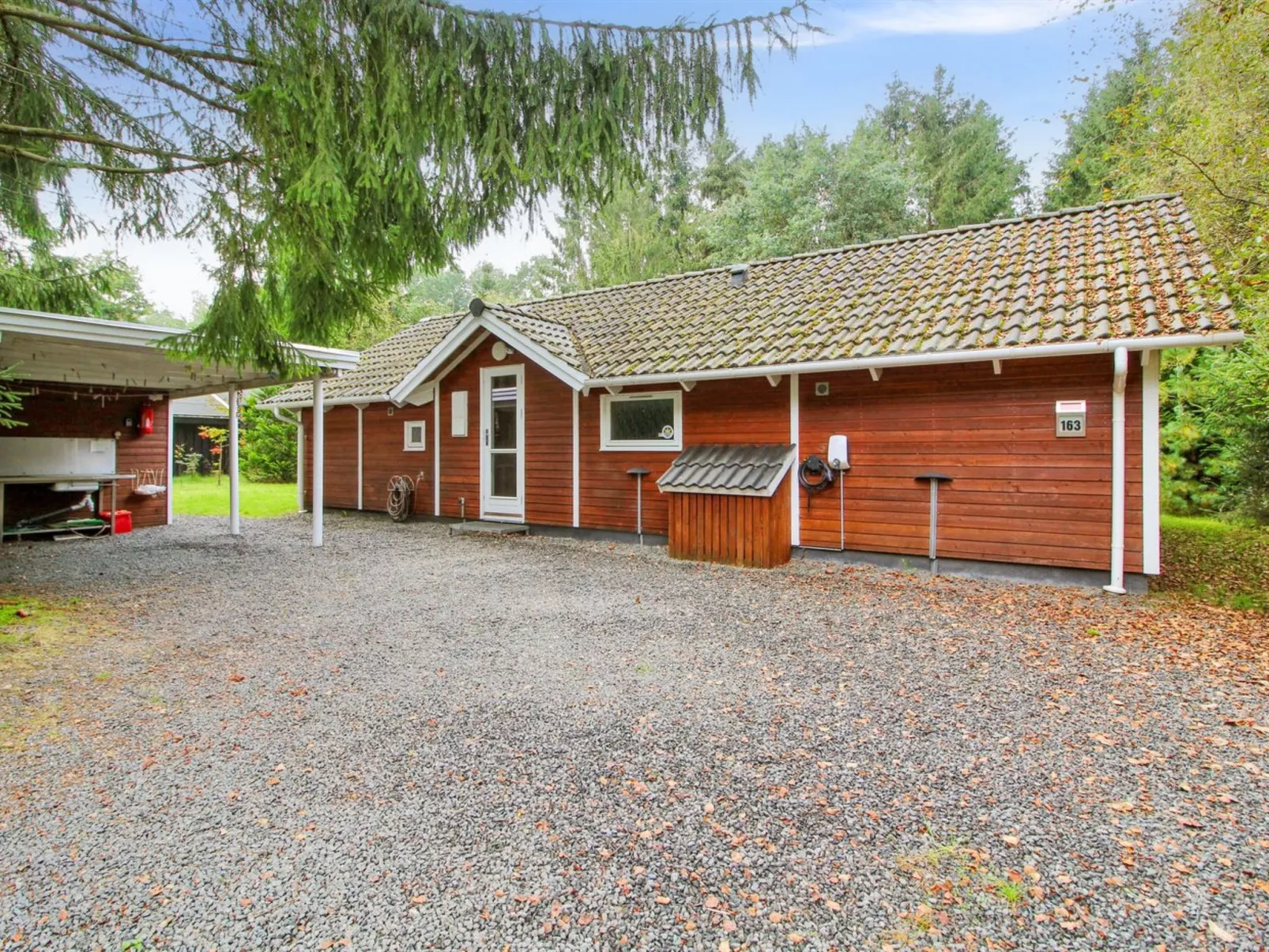 "Ellica" - 50km from the sea