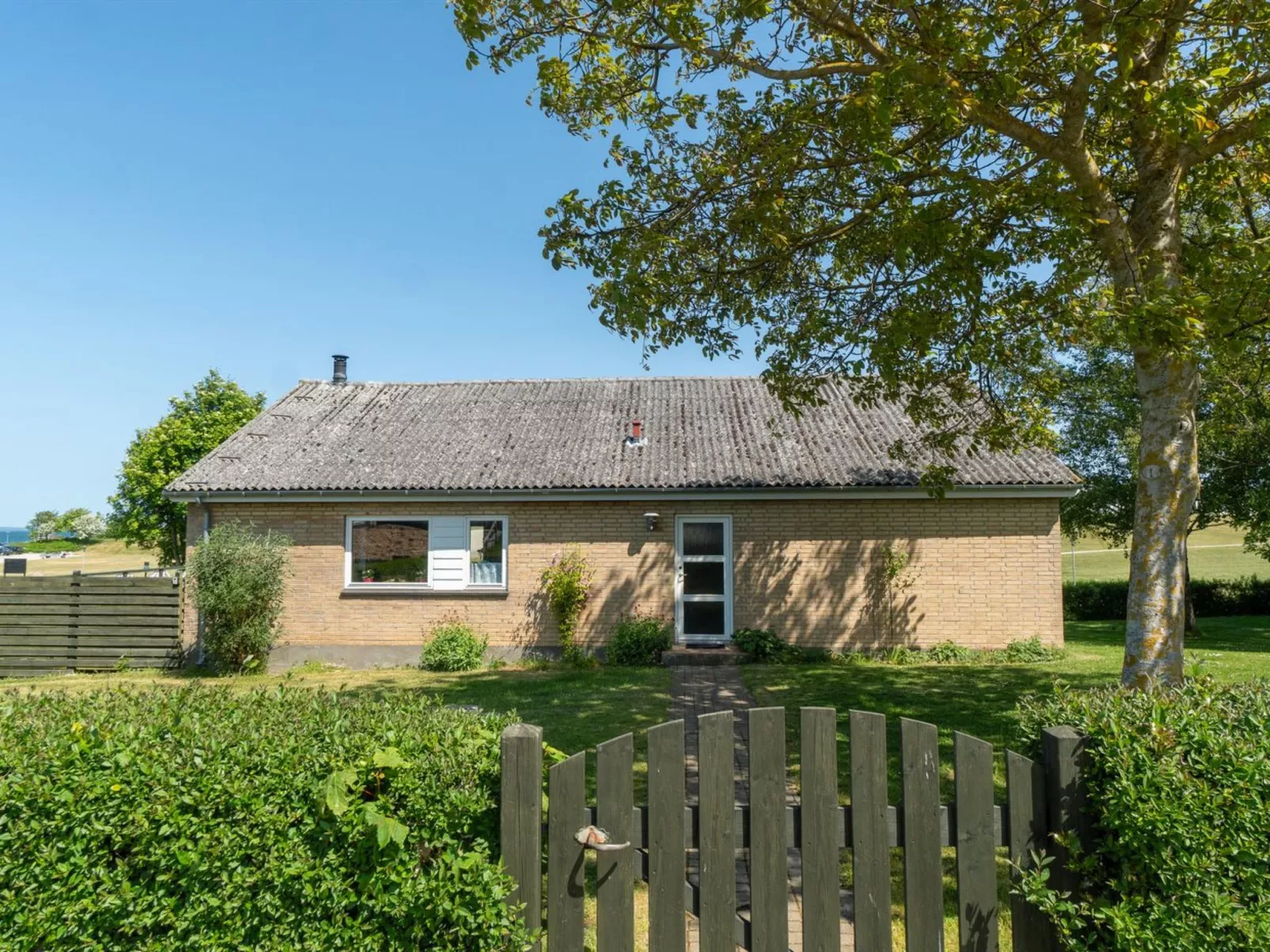 "Ambrosius" - 75m from the sea