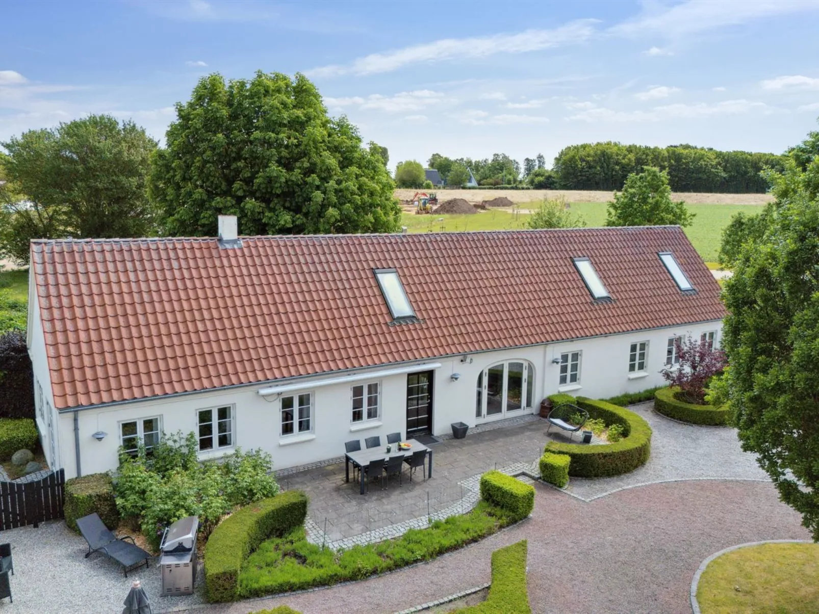 "Malinda" - 500m from the sea