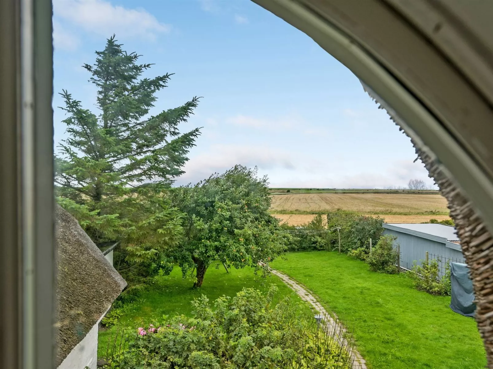 "Clausina" - 600m from the sea