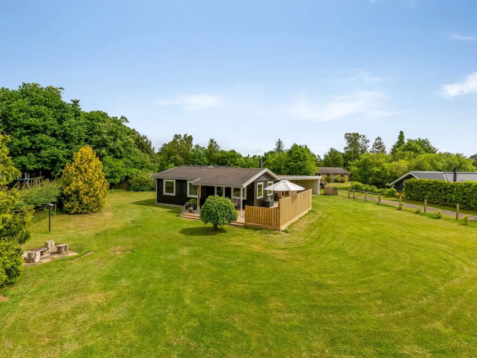 "Silvana" - 750m from the sea