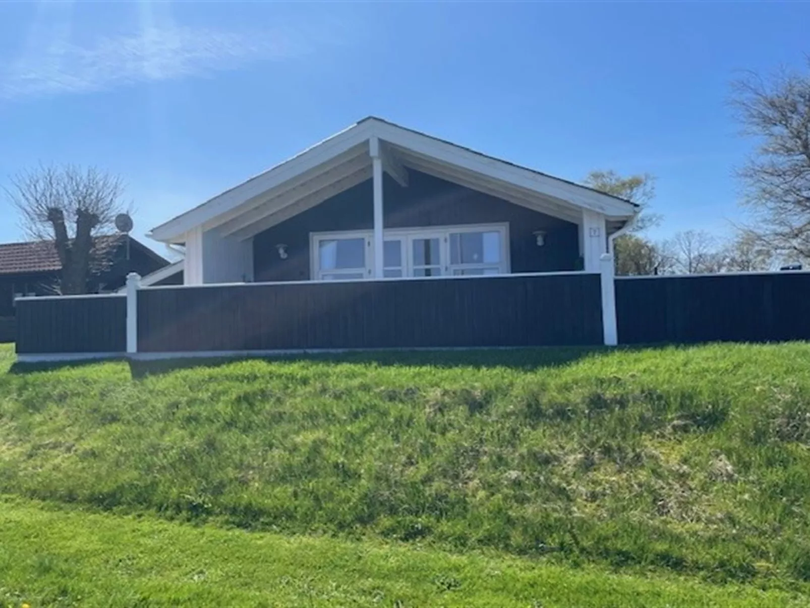 "Yvette" - 150m from the sea