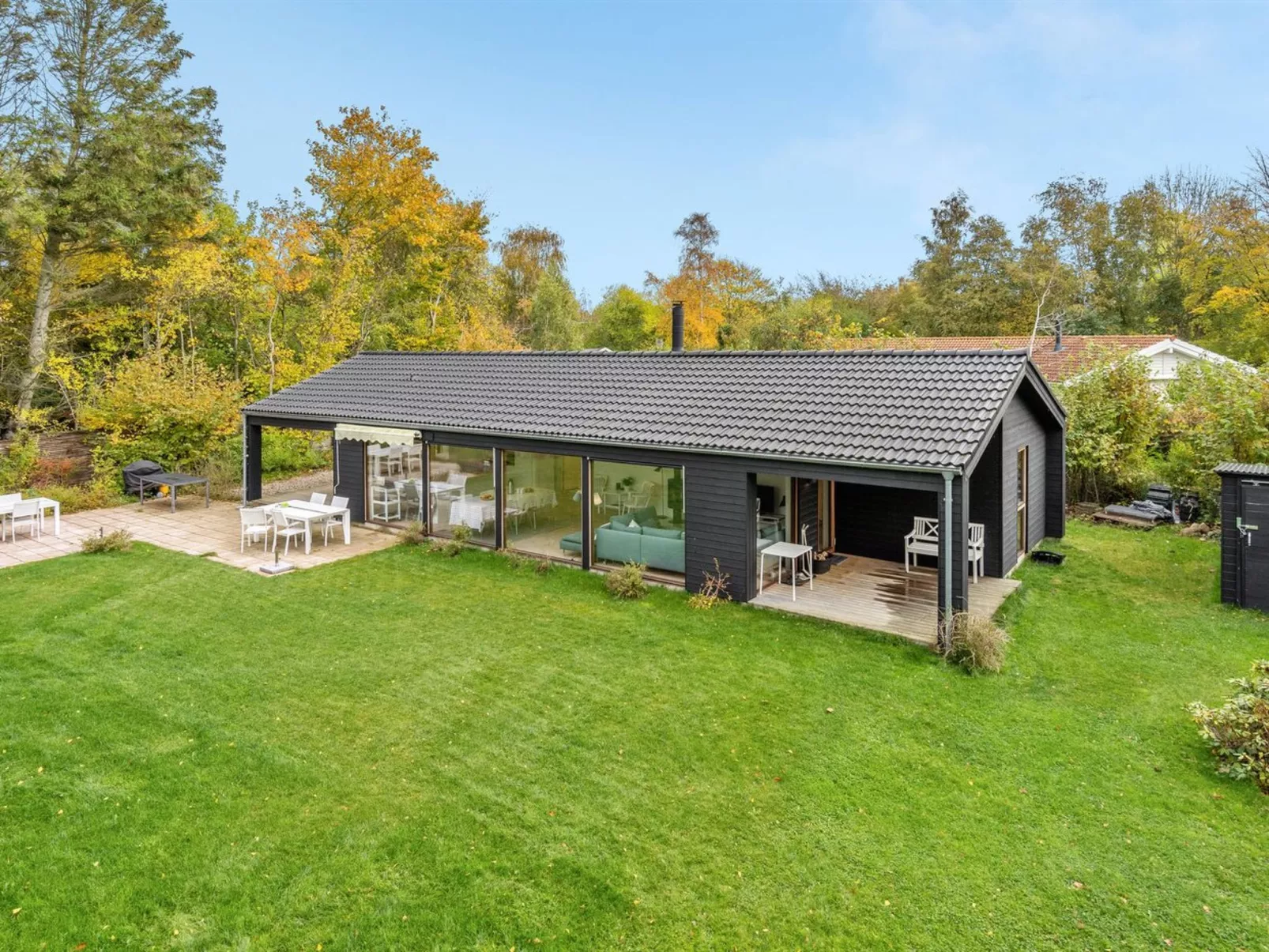 "Aino" - 1km from the sea